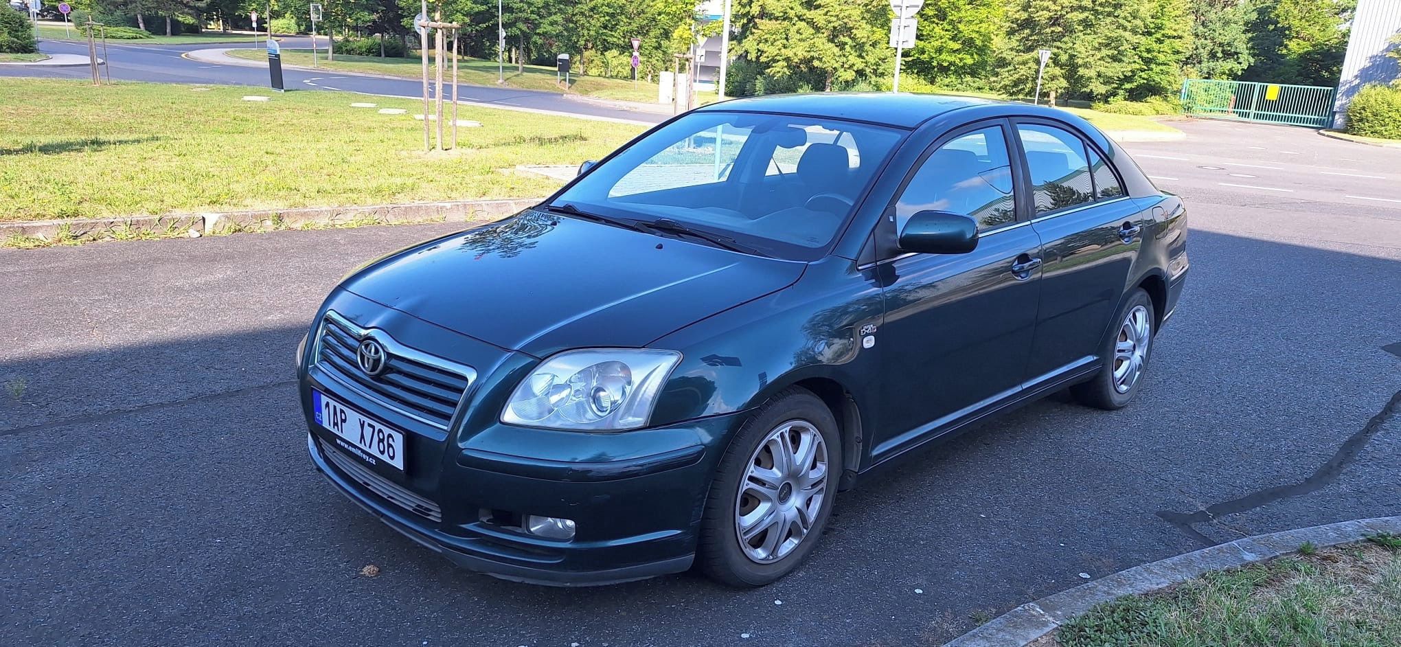 Toyota Avensis - fotka 2