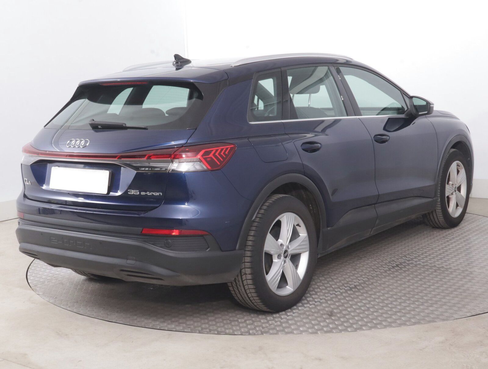 Audi Q4 e-tron, 35 e-tron, Automat, Navi - fotka 5