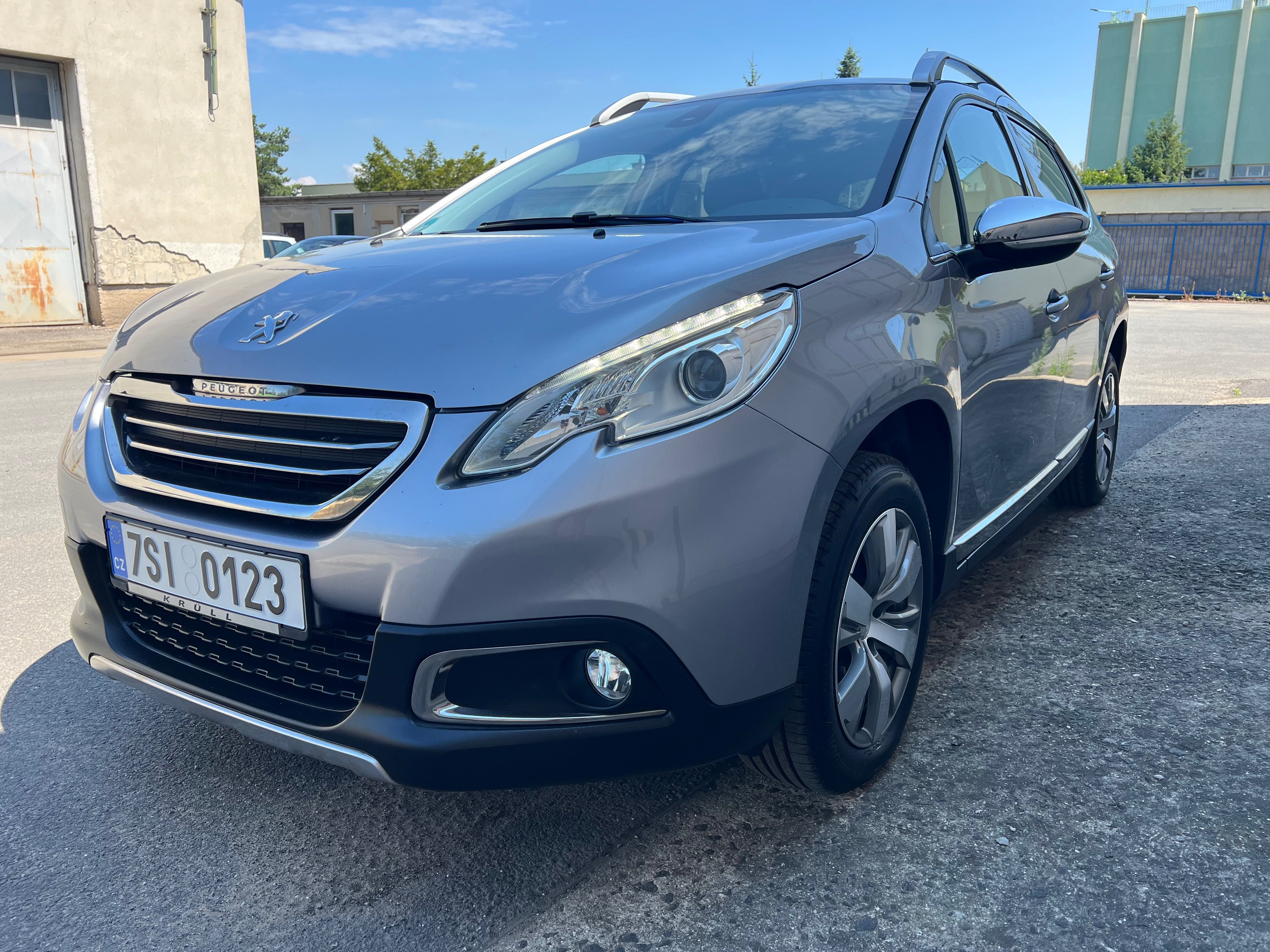 Peugeot 2008, Peugeot 2008 E-HDI Navi tažné