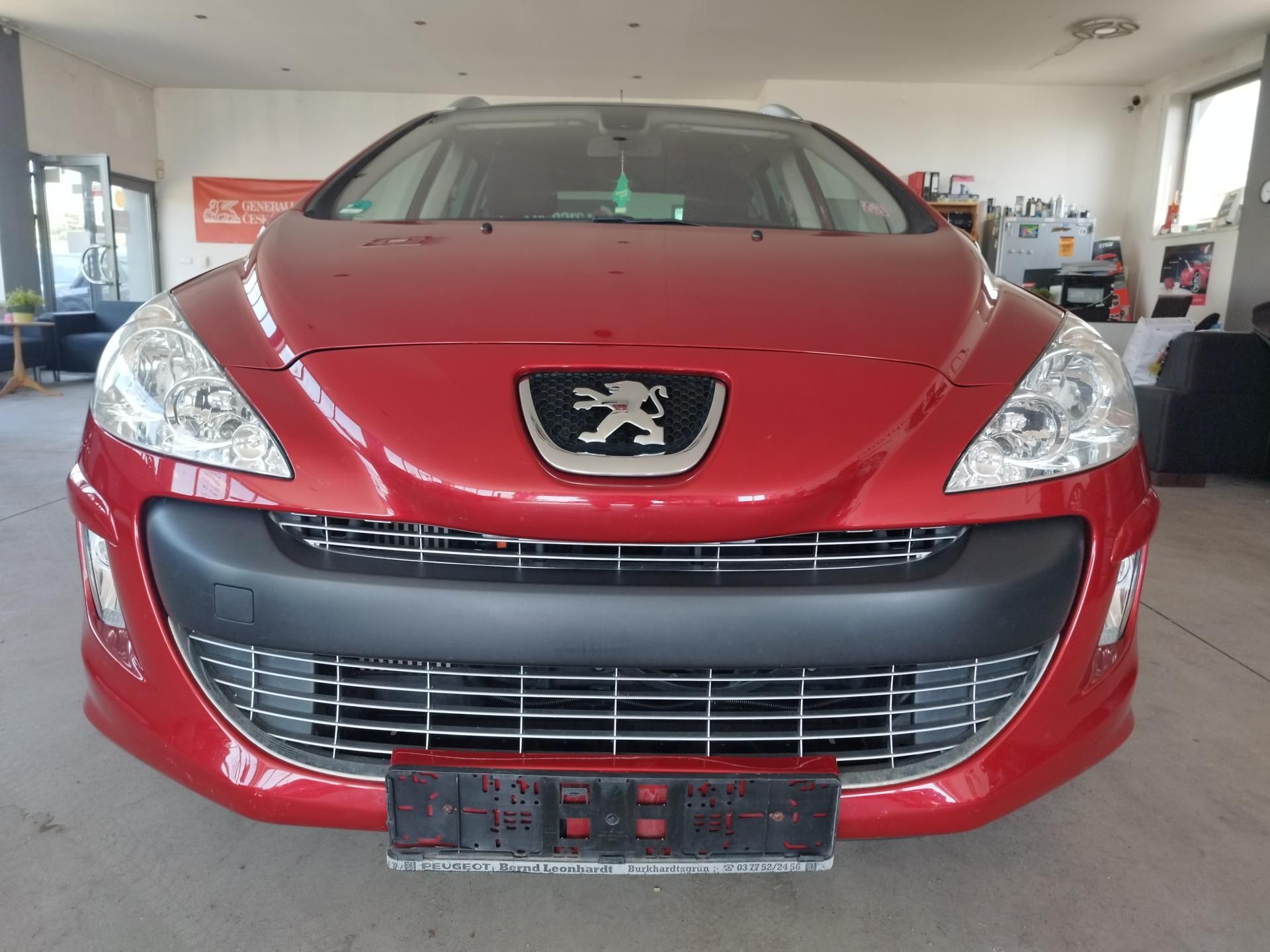 Peugeot 308, 1,6HDI,80KW,7MÍST,PANOR,SER.KN - fotka 2
