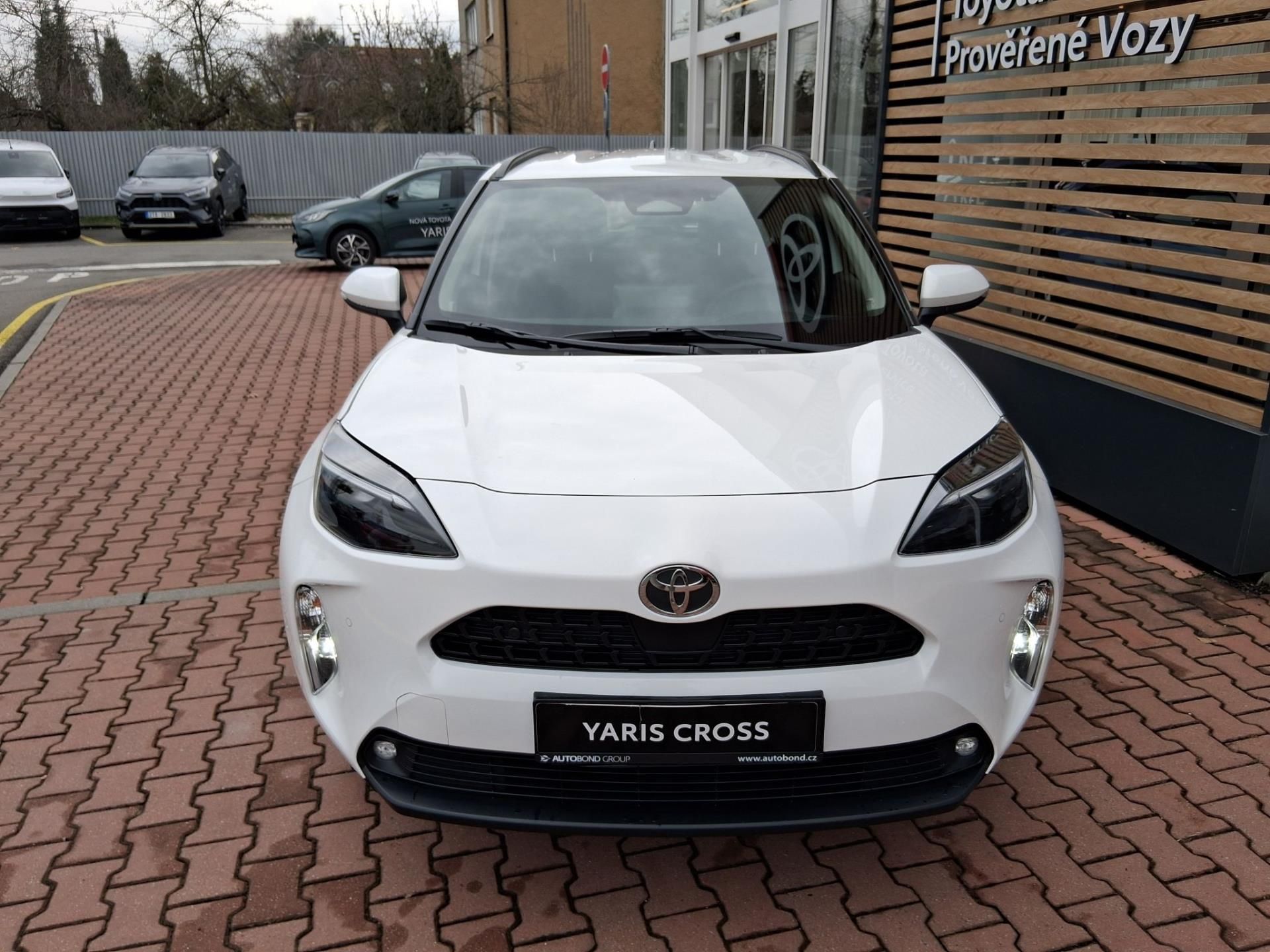 Toyota Yaris Cross, 1,5 HEV LIMITED EDITION - fotka 2