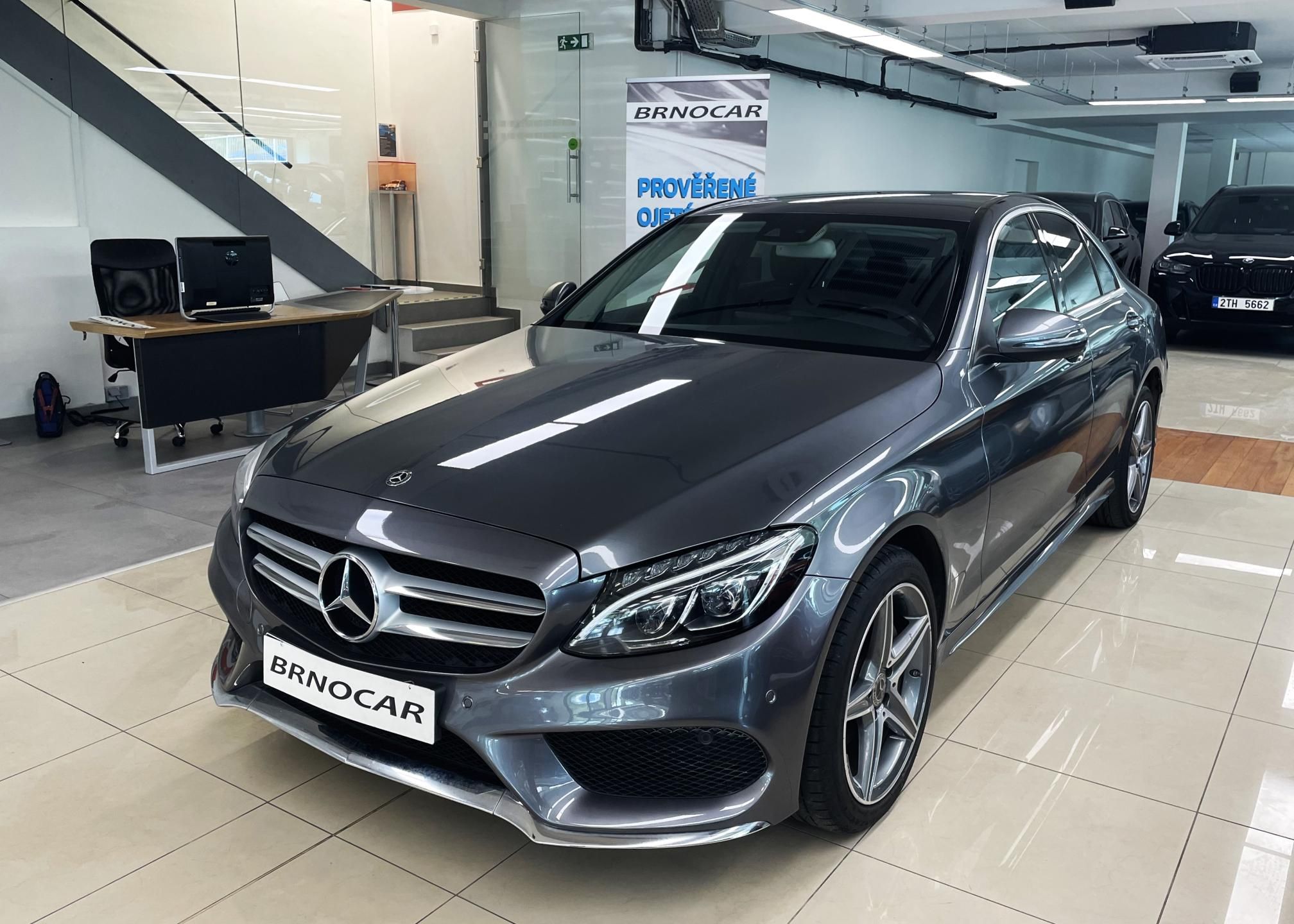 Mercedes-Benz Třídy C, 220d, 4 MATIC, AMG PAKET, ČR - fotka 3