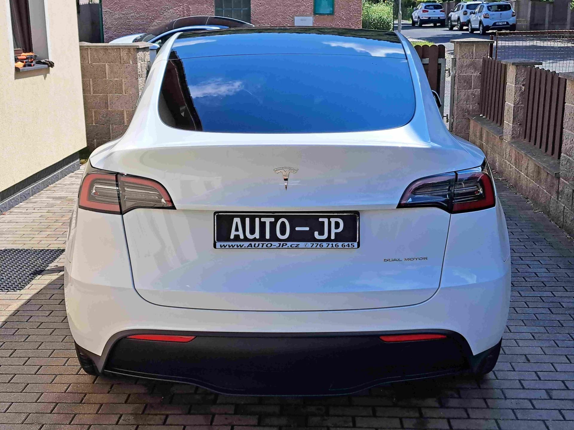 Tesla Model Y, AWD Long Range  ACC  LED  NAVI - fotka 4