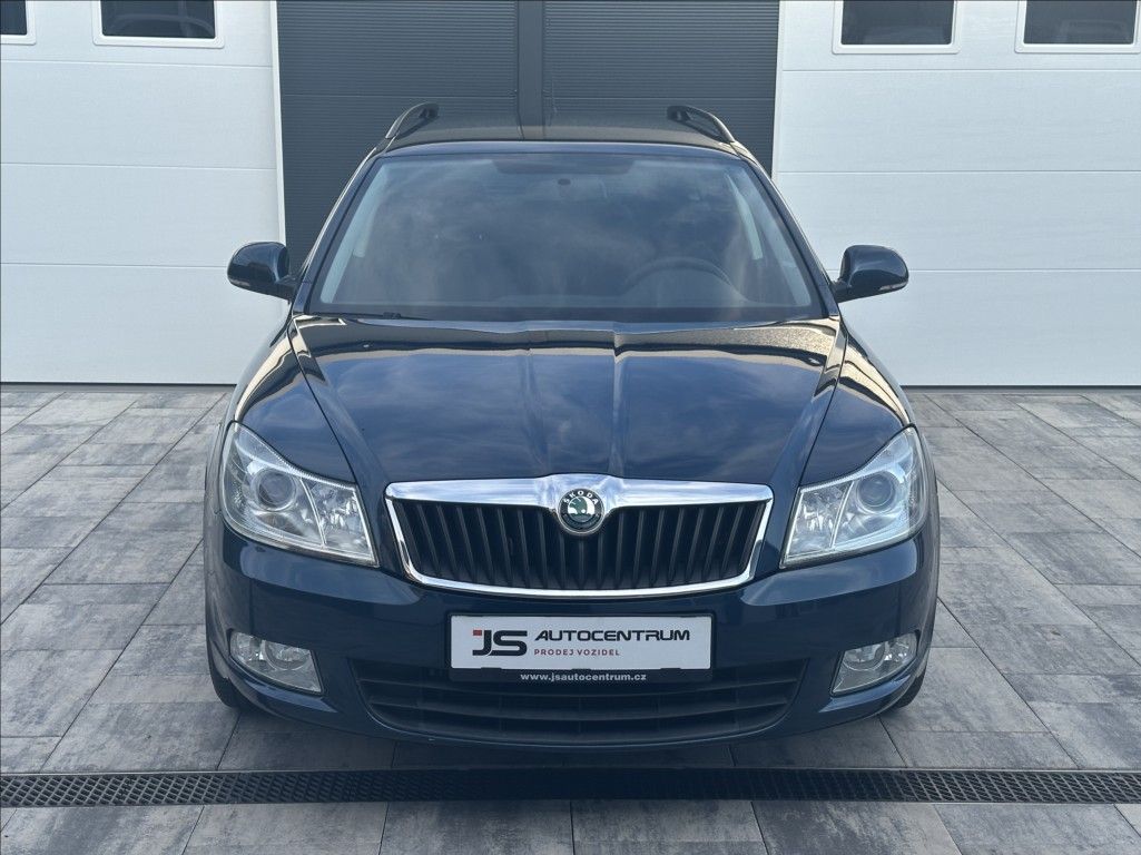 Škoda Octavia, II FL 1,8 TSI 152PS Family - fotka 3