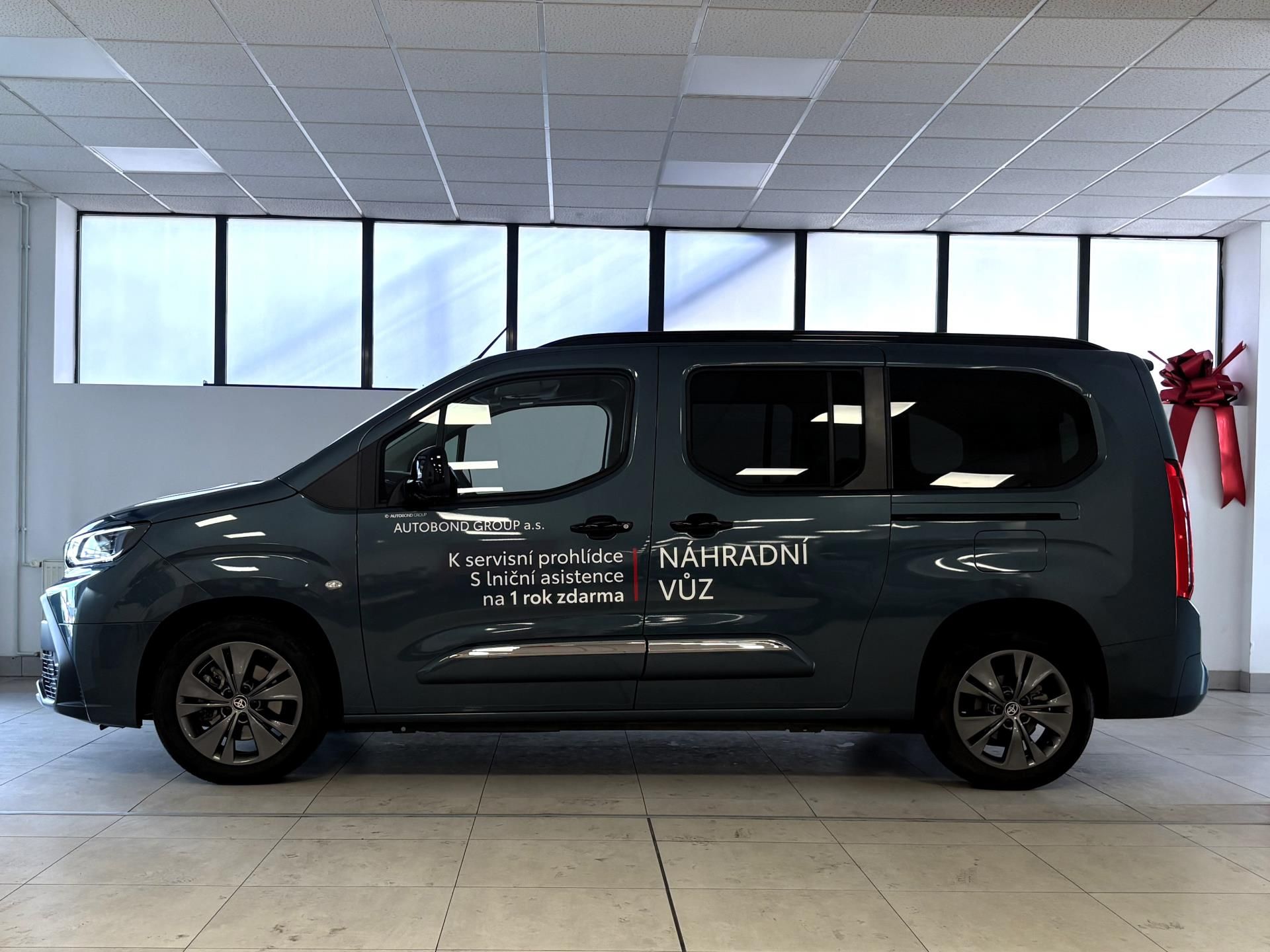 Toyota Proace, Full Electric, Family, 4x2 E-T - fotka 3