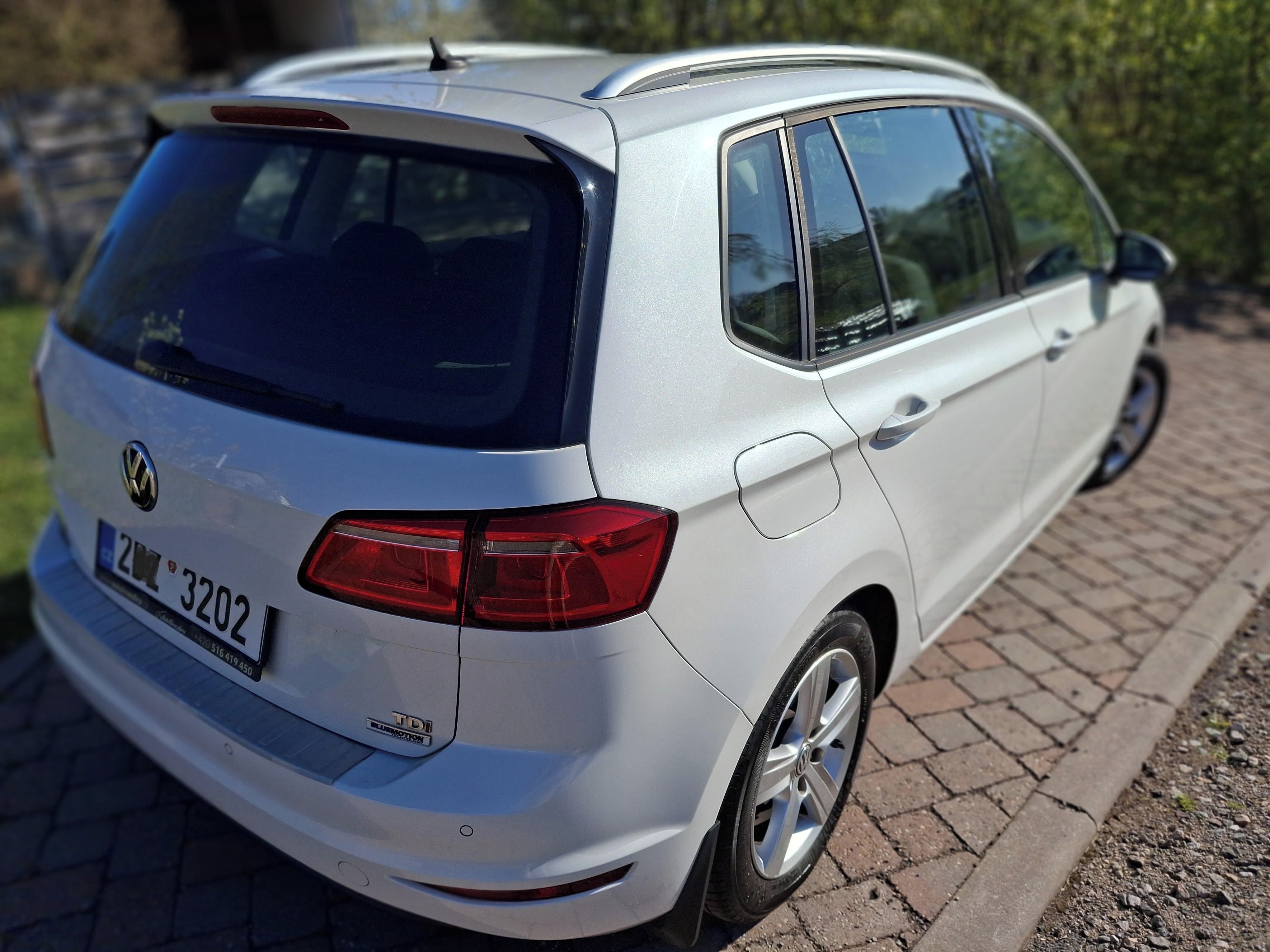 Volkswagen Golf Sportsvan - fotka 5