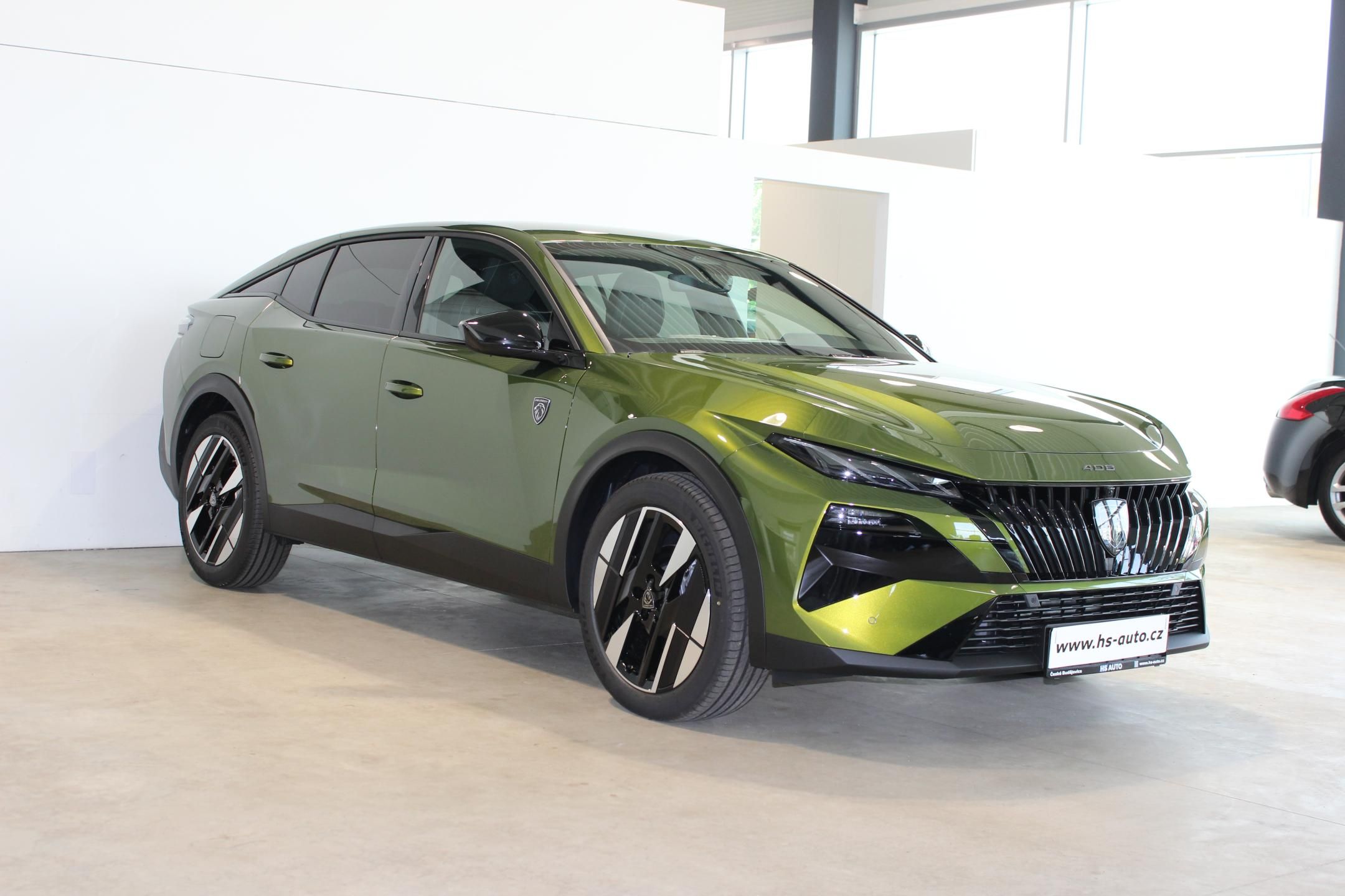 Peugeot 408, GT Hybrid 145 e-DCS6