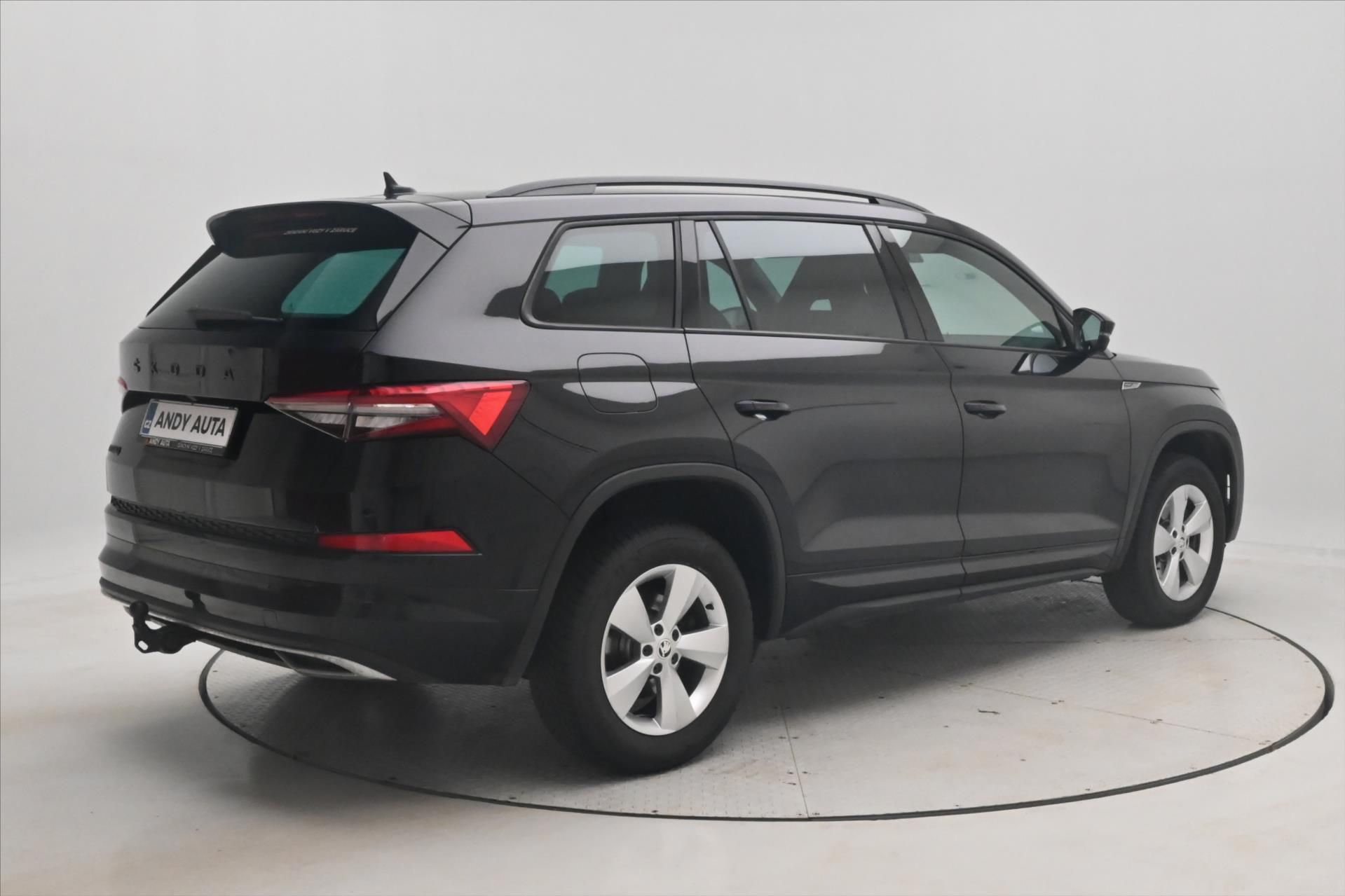 Škoda Kodiaq, 2,0 TDI 110KW DSG Sportline Zá - fotka 5