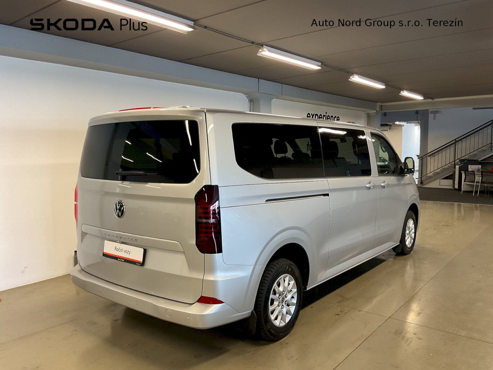 Volkswagen Caravelle, ENTRY CARAVELLE LIFE 2.0 TDI D - fotka 2