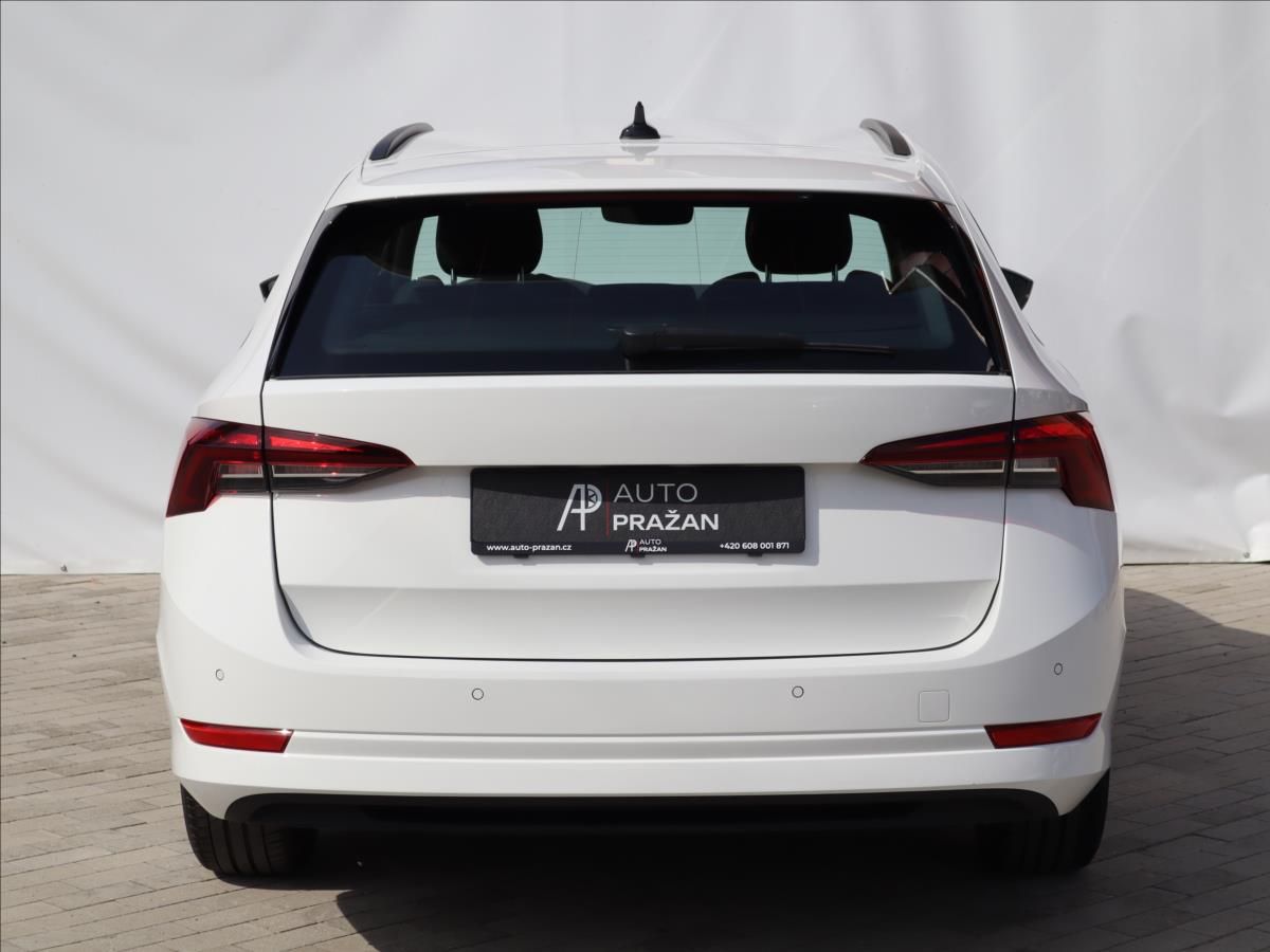 Škoda Octavia, 1,5 TSi 110kW Selection ParkPi - fotka 5