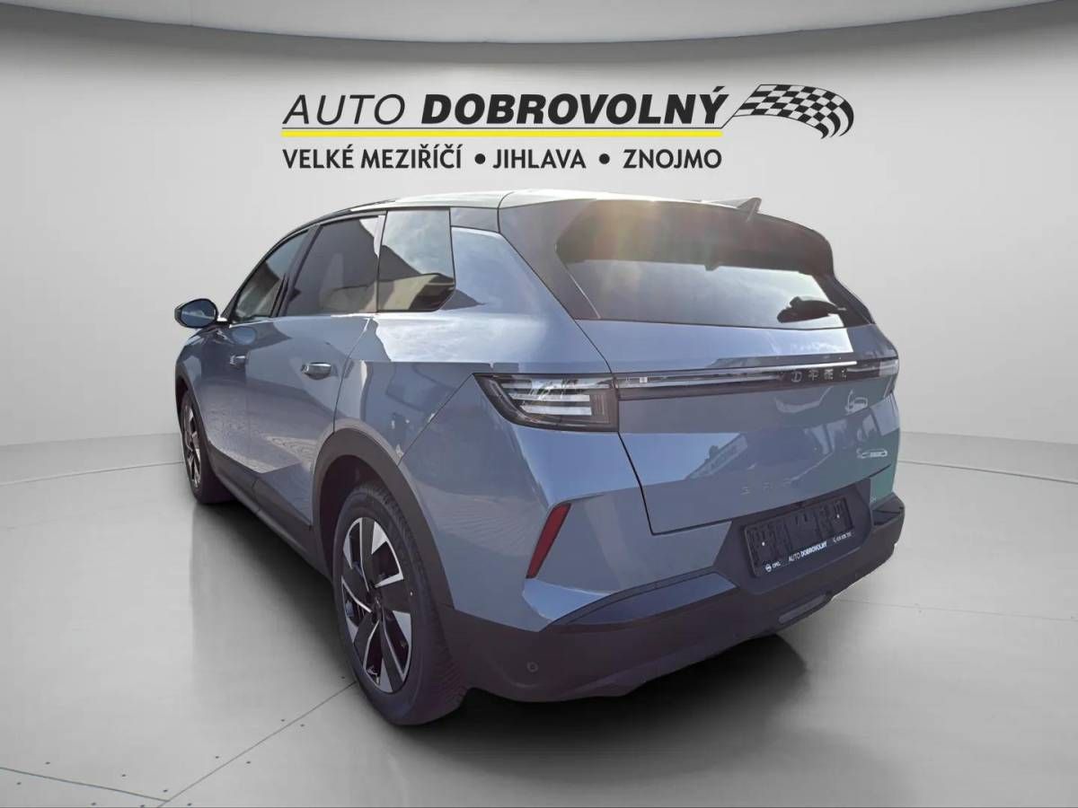Opel Grandland, GS Hybrid 1.2 TURBO (107kW/145 - fotka 5