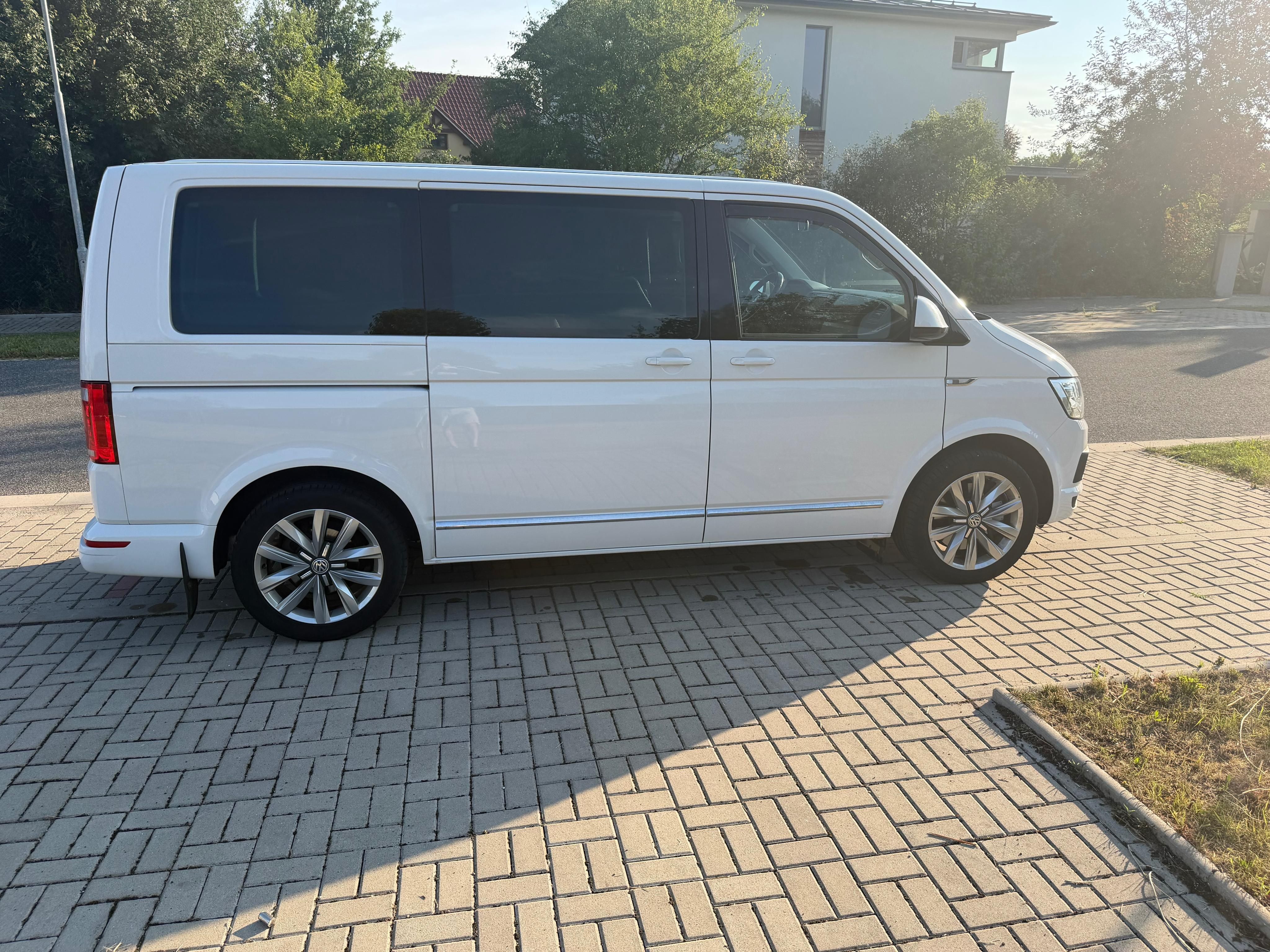 Volkswagen Multivan, TDI 4MOTION - fotka 6
