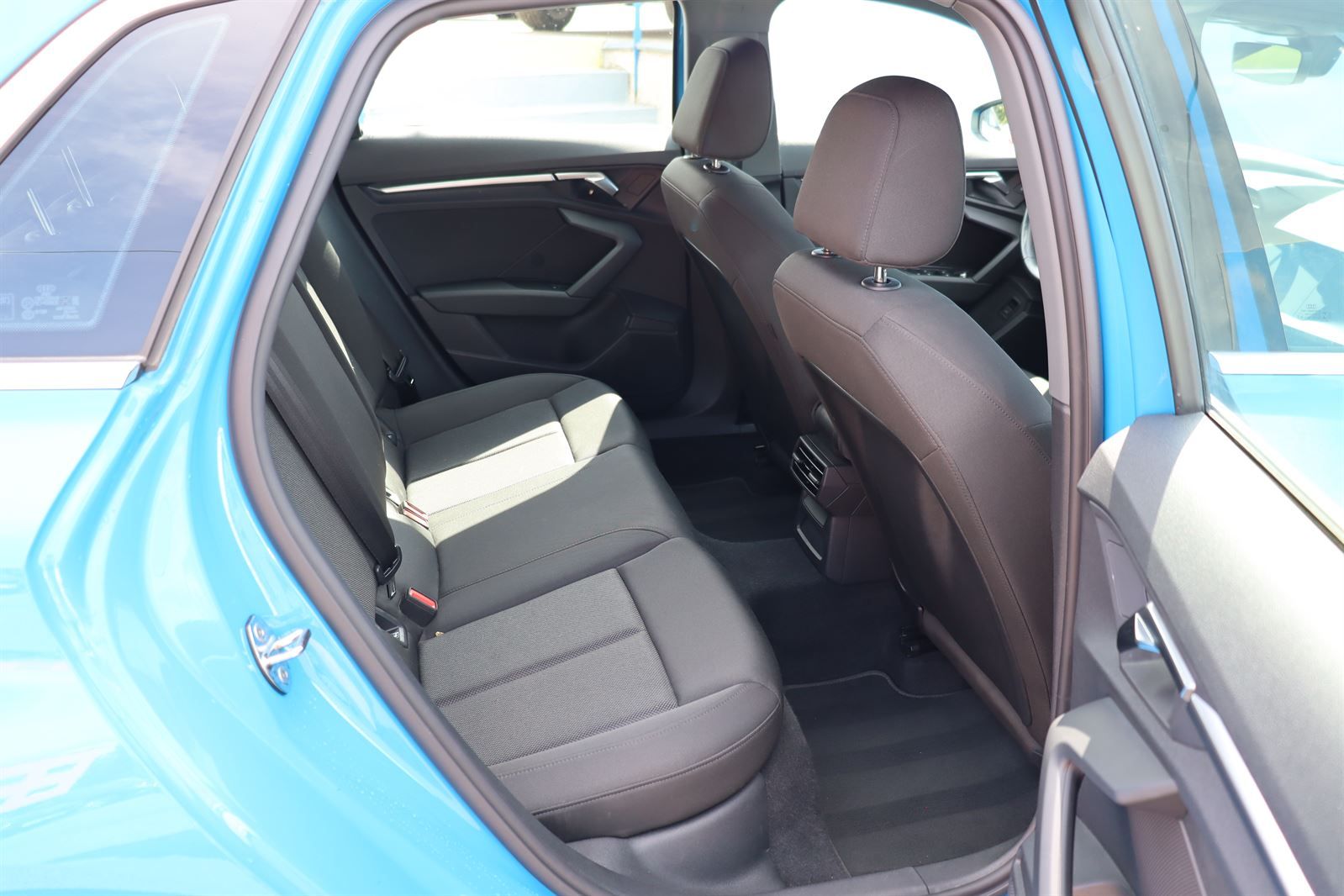 Audi A3, 35 2.0 TDI S-tronic - fotka 6