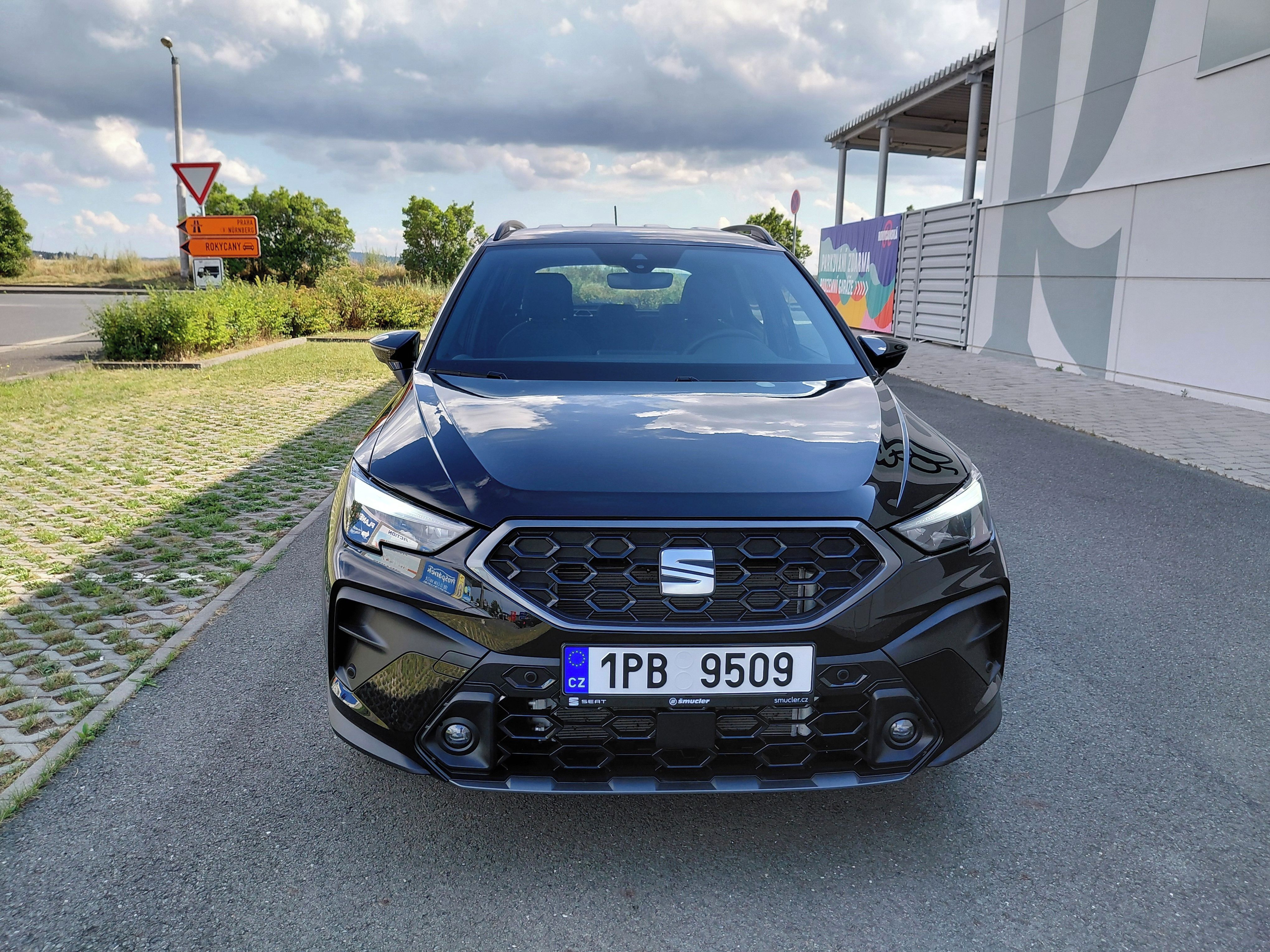 Seat Arona, 1.0TSI 85KW DSG STYLE PLUS TOP - fotka 2