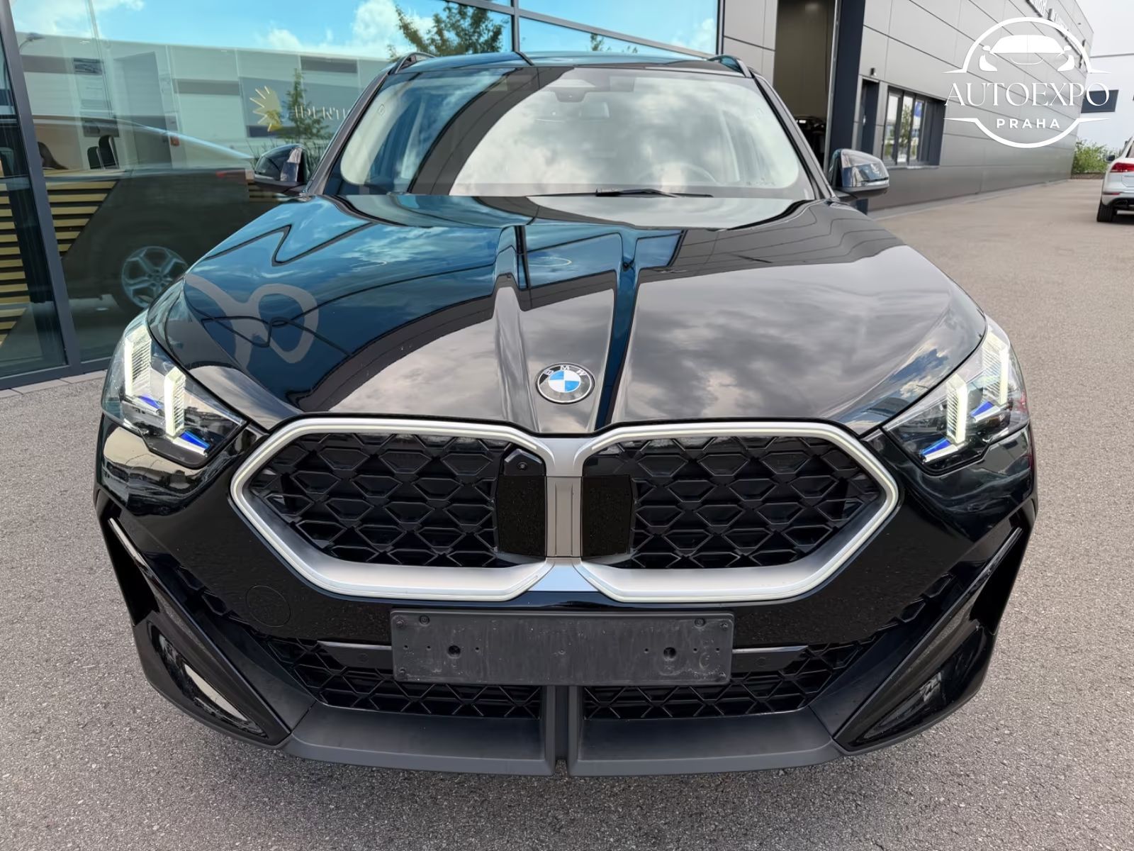BMW X2, 20d xDrive*KŮŽE*PANORAMA*TAŽNÉ - fotka 2