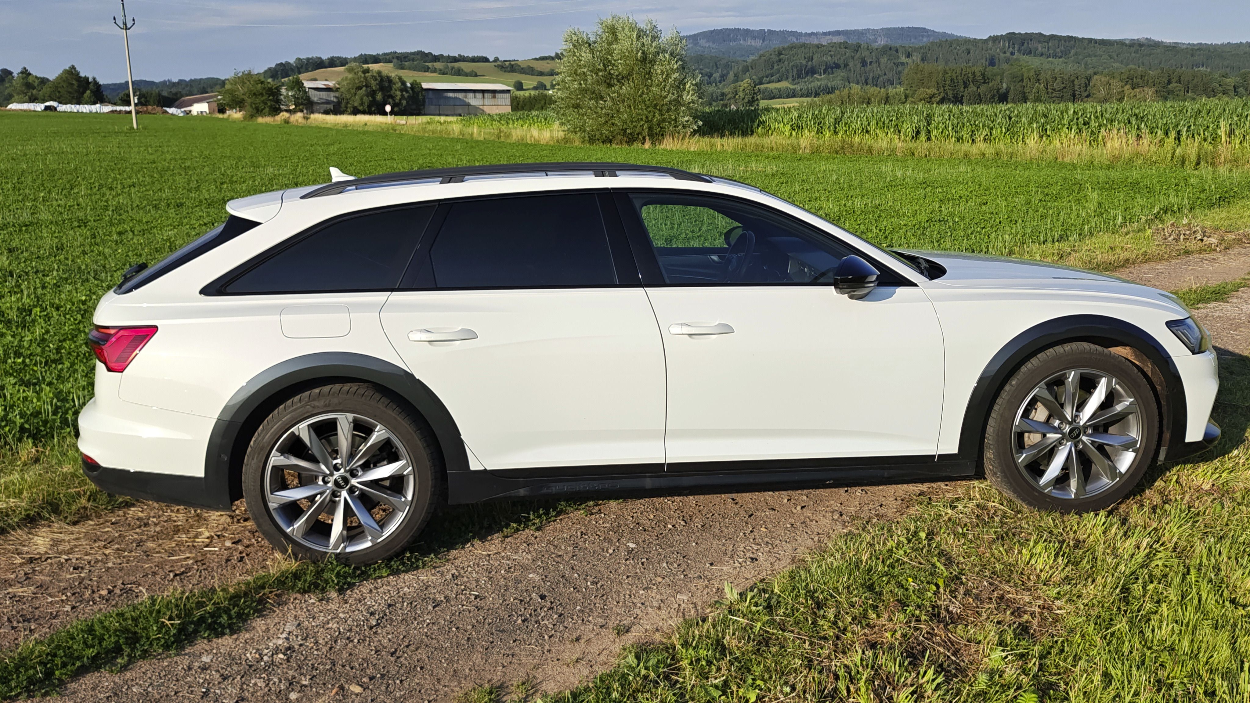 Audi A6 allroad, 50TDI, 210kW HD Matrix - fotka 5
