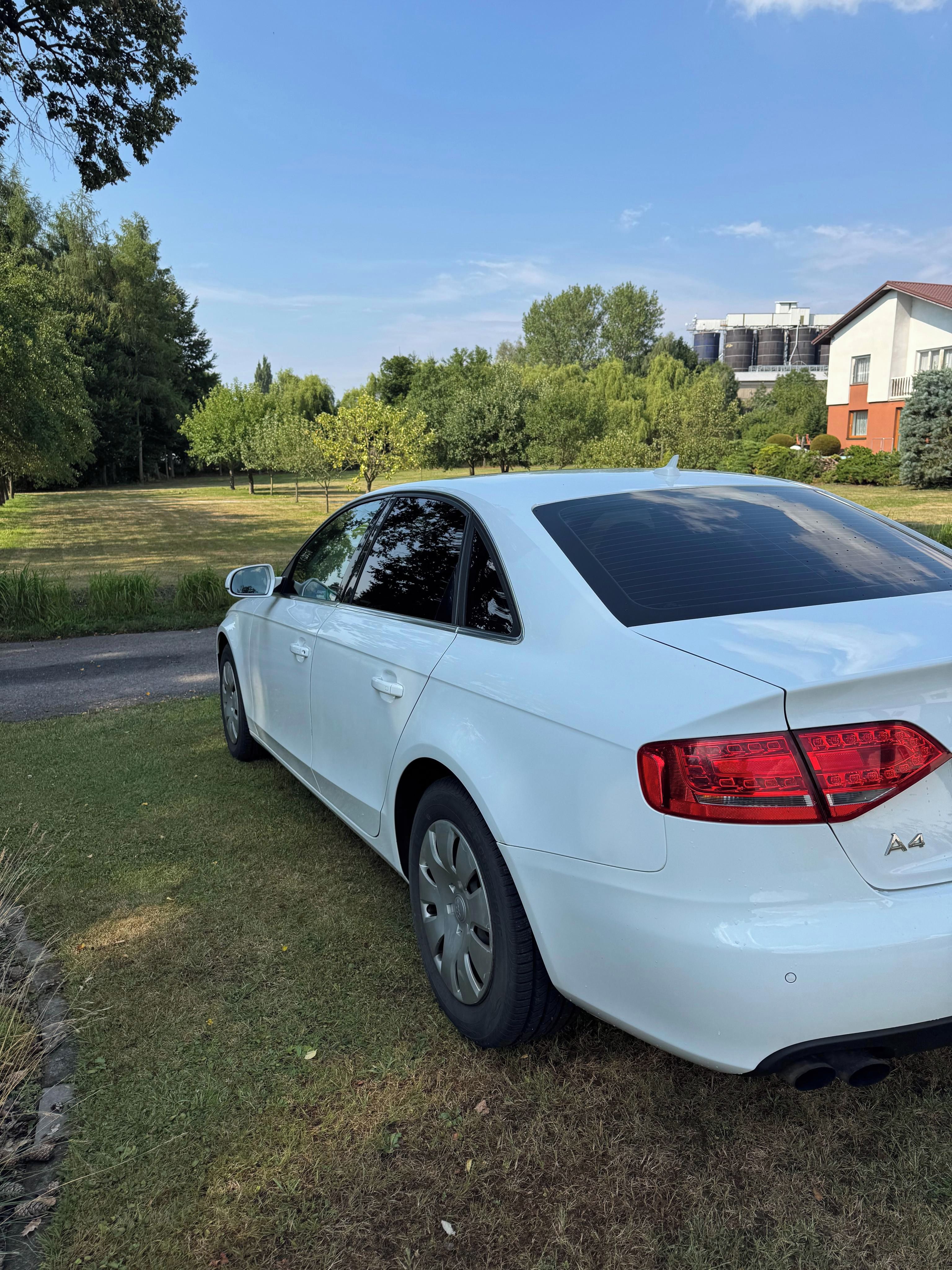 Audi A4, Audi A4 B8 2.0 TFSI Quattro - fotka 3