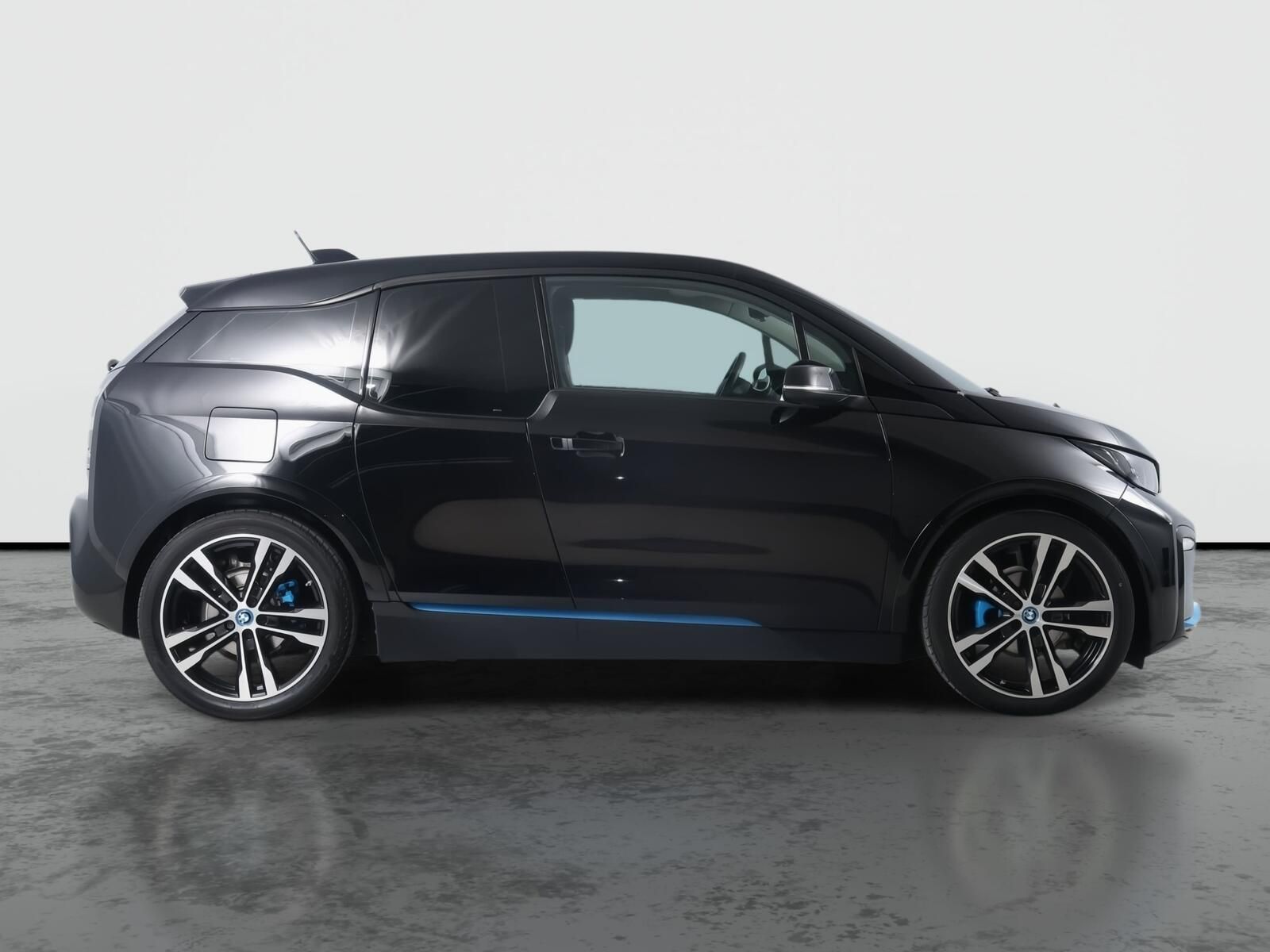 BMW i3, i3s 120Ah BEV, SoH 88% - fotka 6