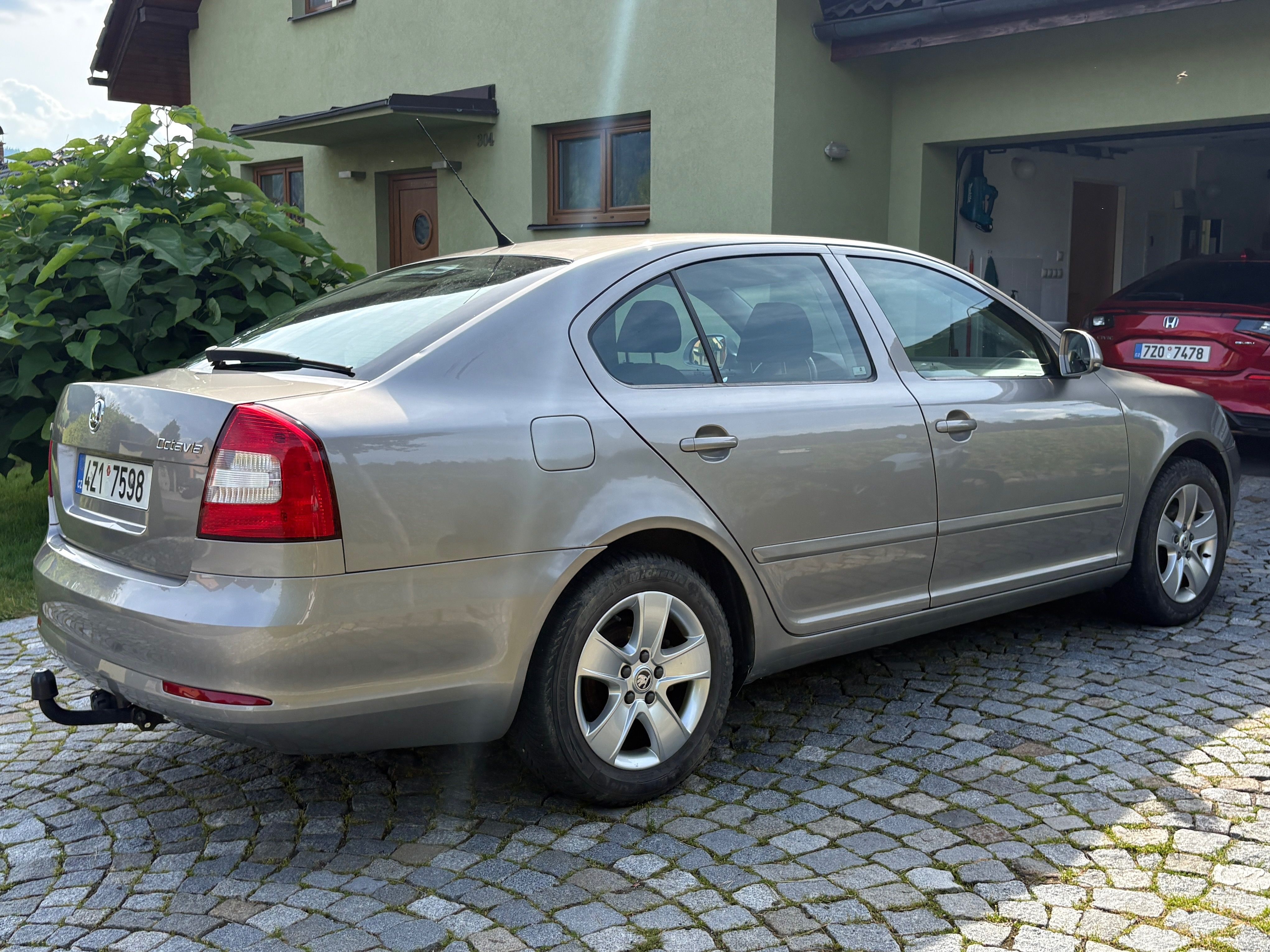 Škoda Octavia, 1.6 TDI, 221 000 km, 1.majitel - fotka 6