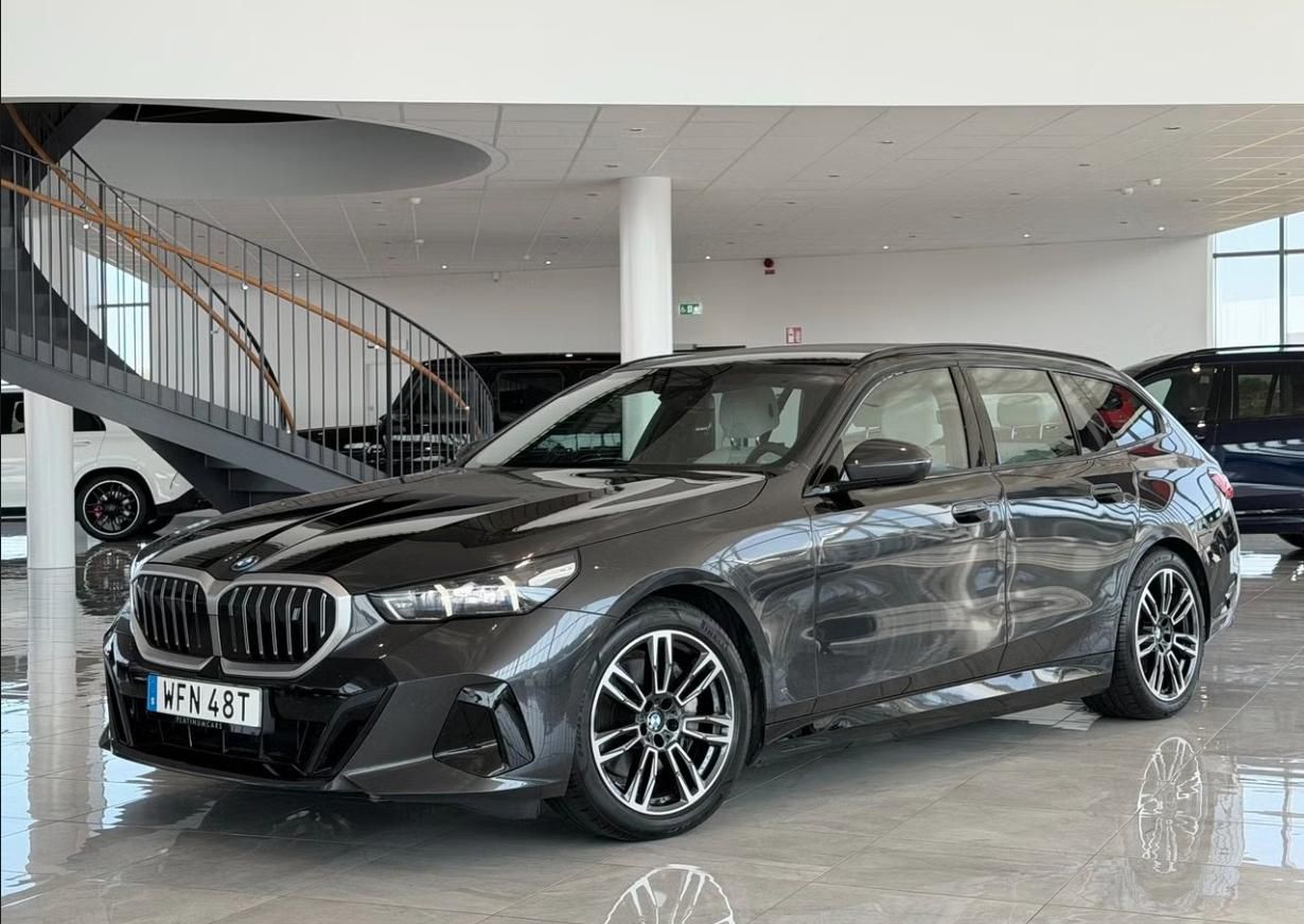 BMW i5, eDrive40 Touring M Kam Tažné