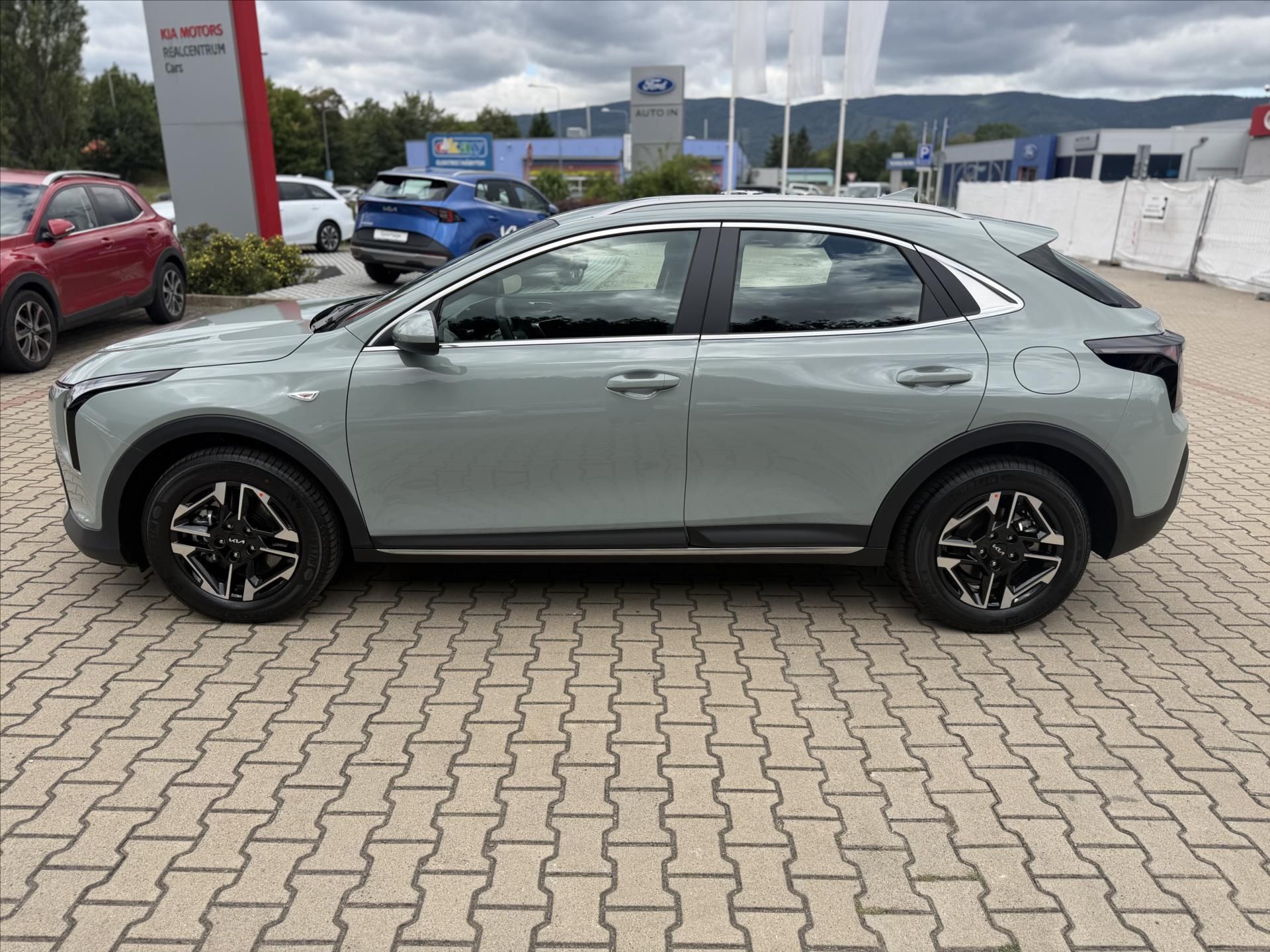 Kia XCee´d, 1,0 T-GDi SPIN NOIVNKA - fotka 4