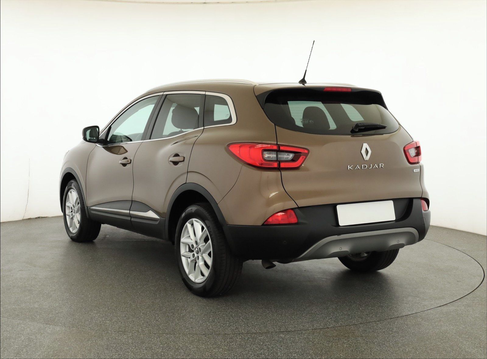 Renault Kadjar, 1.6 dCi, 4X4, Serv.kniha - fotka 4