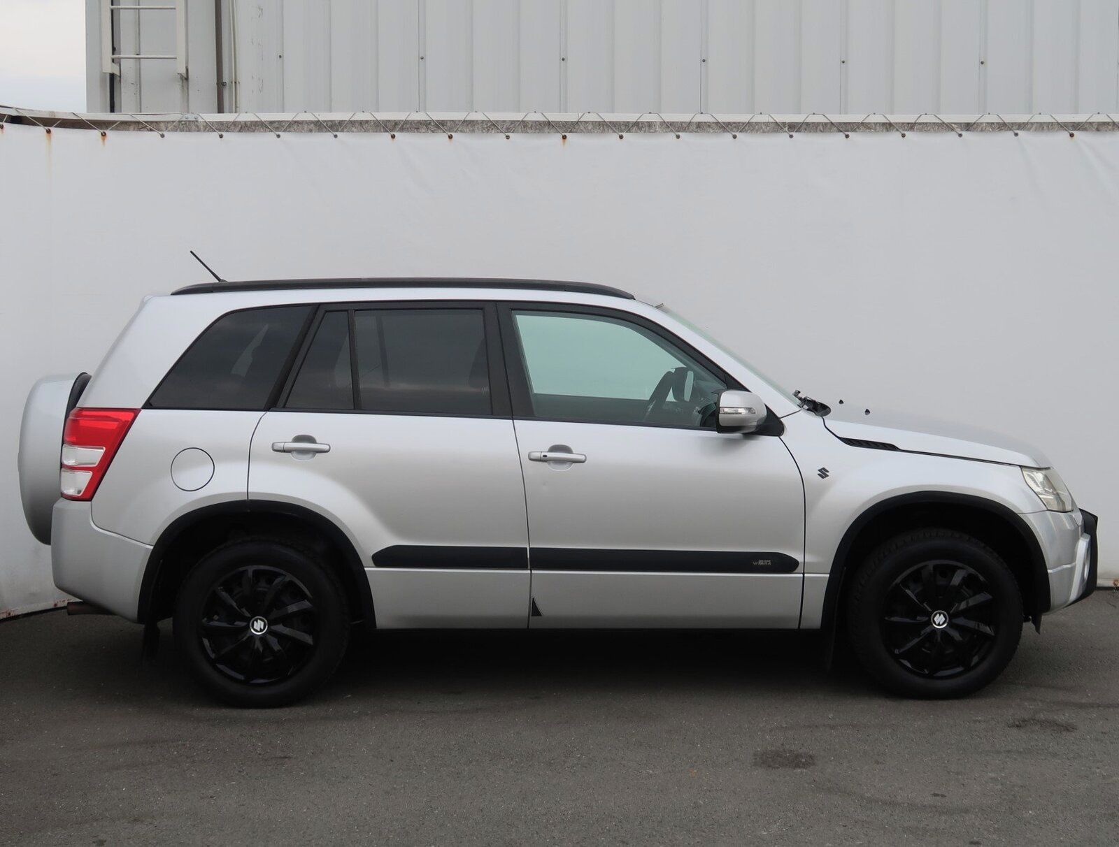 Suzuki Grand Vitara, 2.4 VVT, LPG, 4X4, Serv.kniha - fotka 6