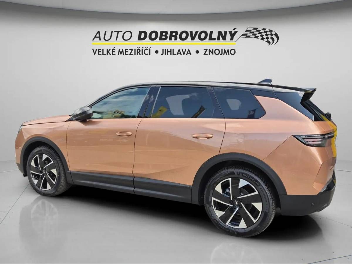 Opel Grandland, GS Hybrid 1.2 TURBO (107kW/145 - fotka 4