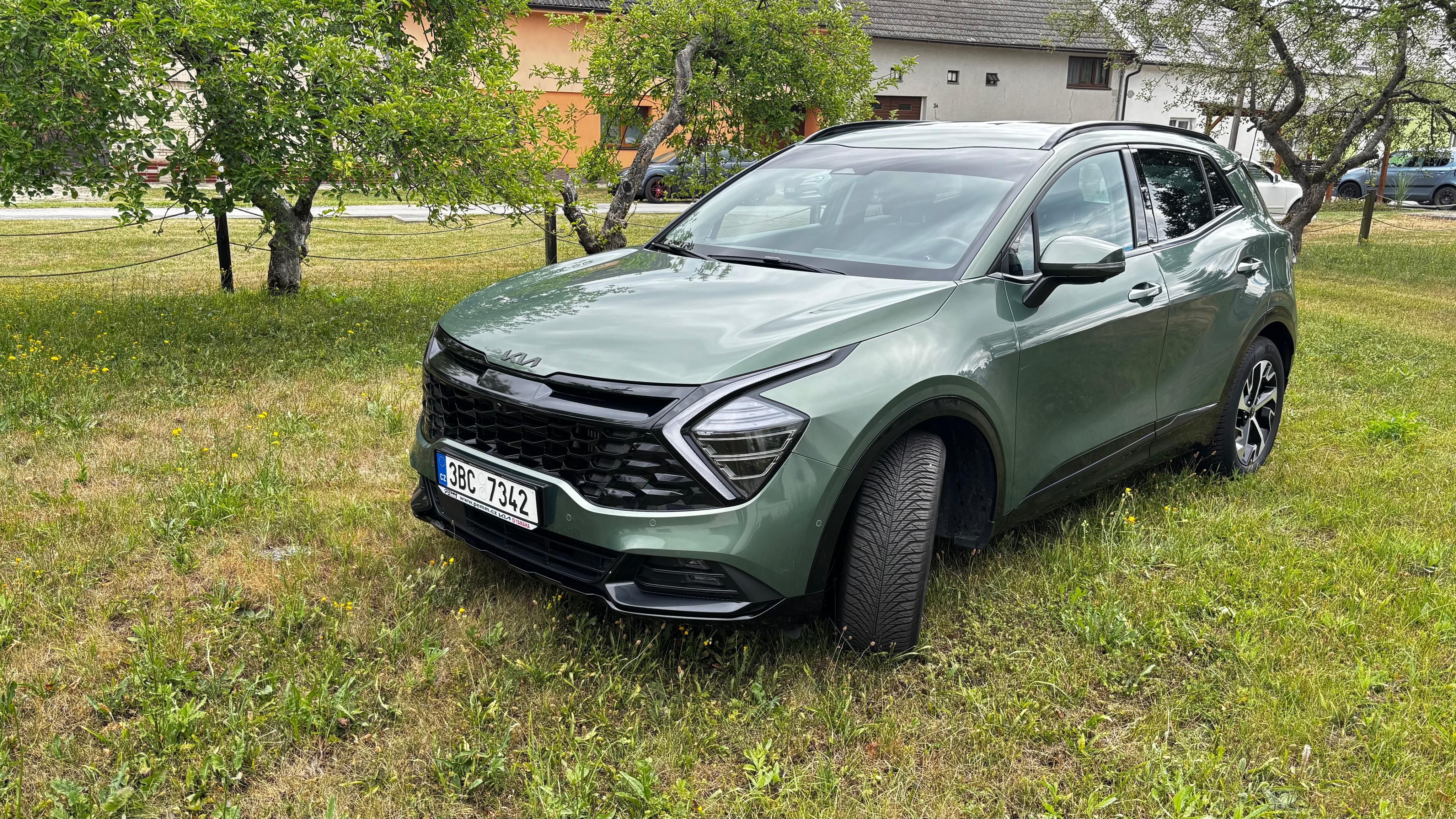 Kia Sportage, 1.6i HEV Top výbava - fotka 3