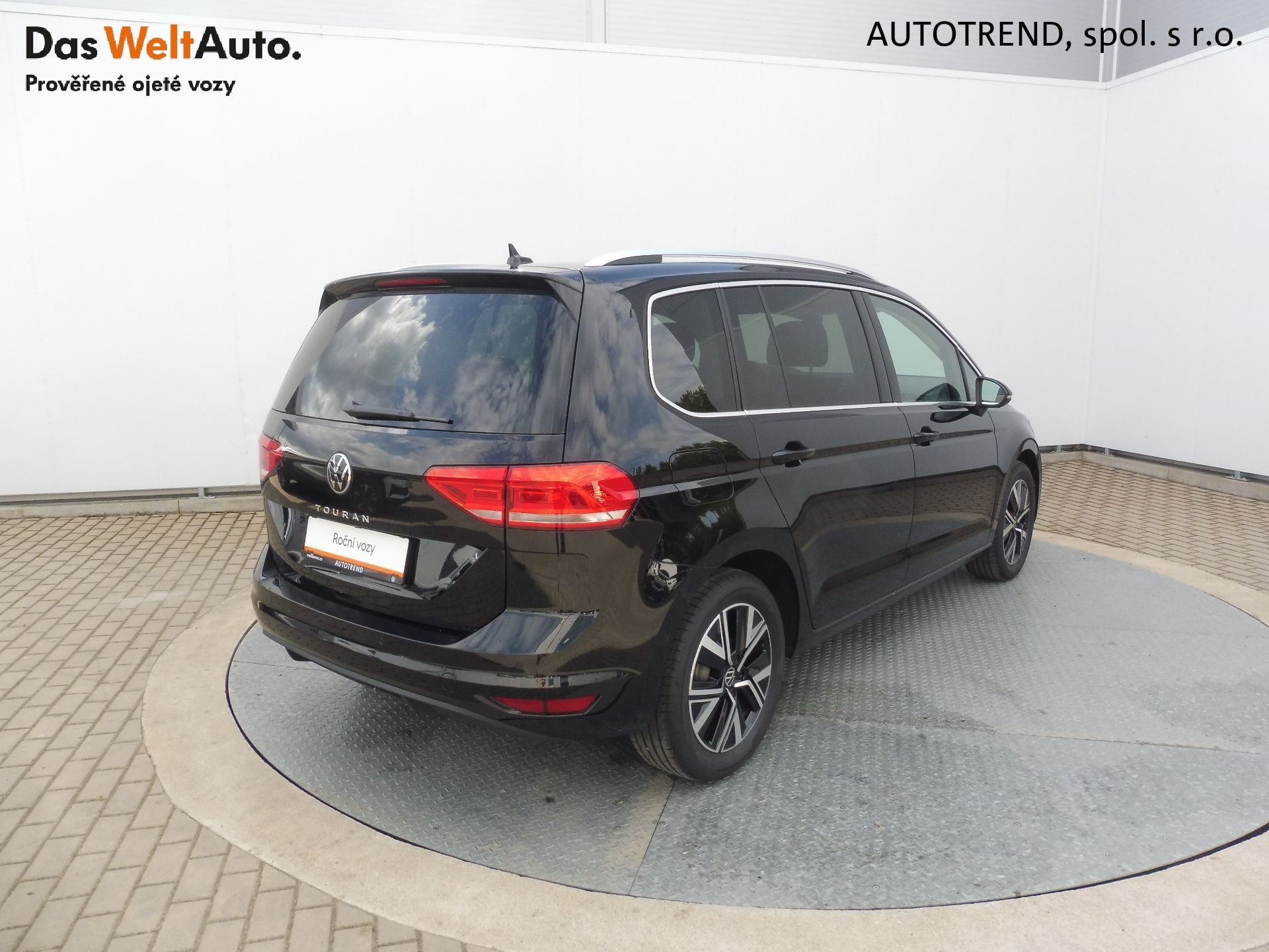 Volkswagen Touran, People 1,5 TSI 110kW - fotka 2