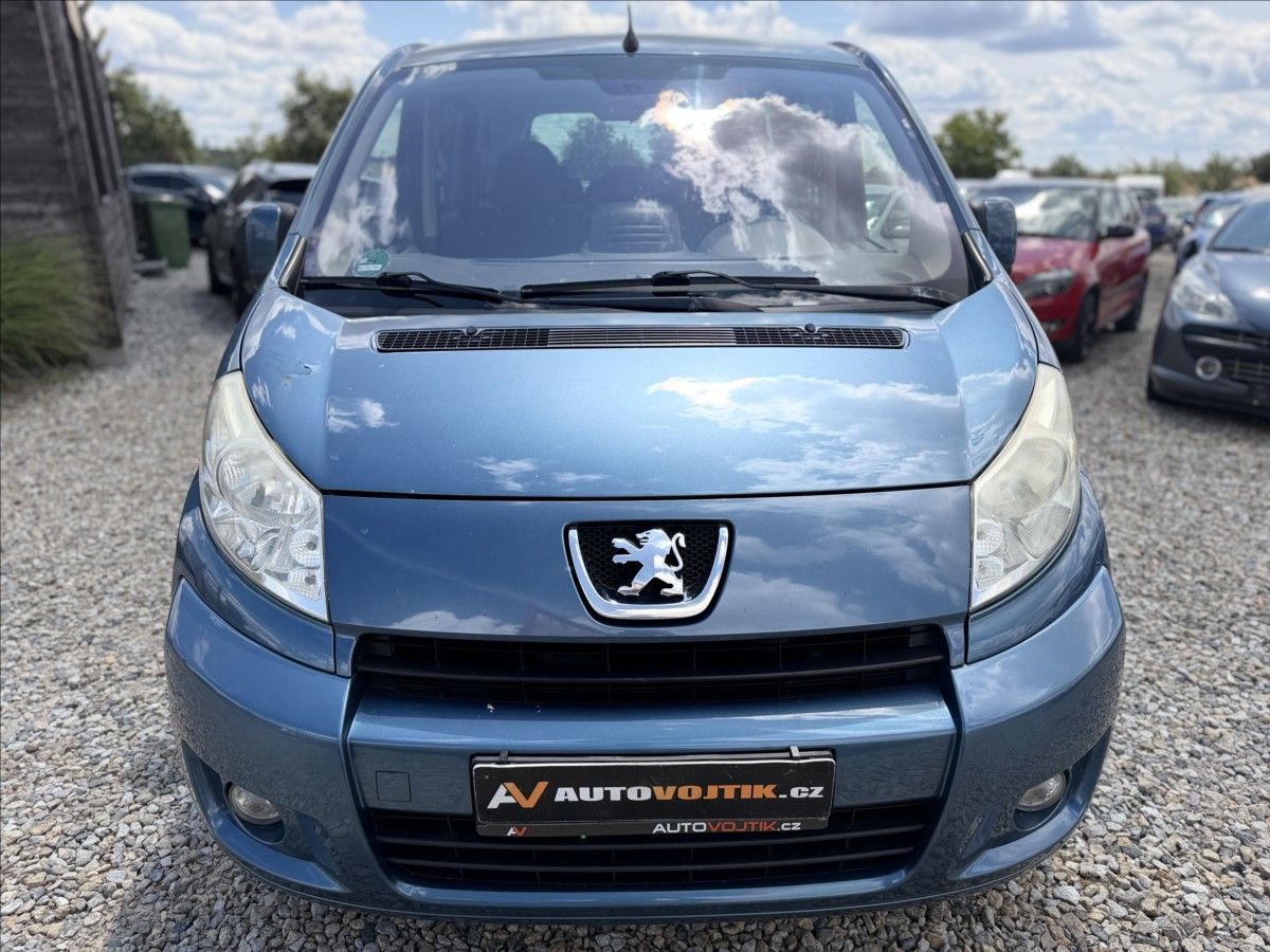Peugeot Expert, 2,0 100kW NAVI,TAŽNÉ,8 SEDADEL - fotka 2