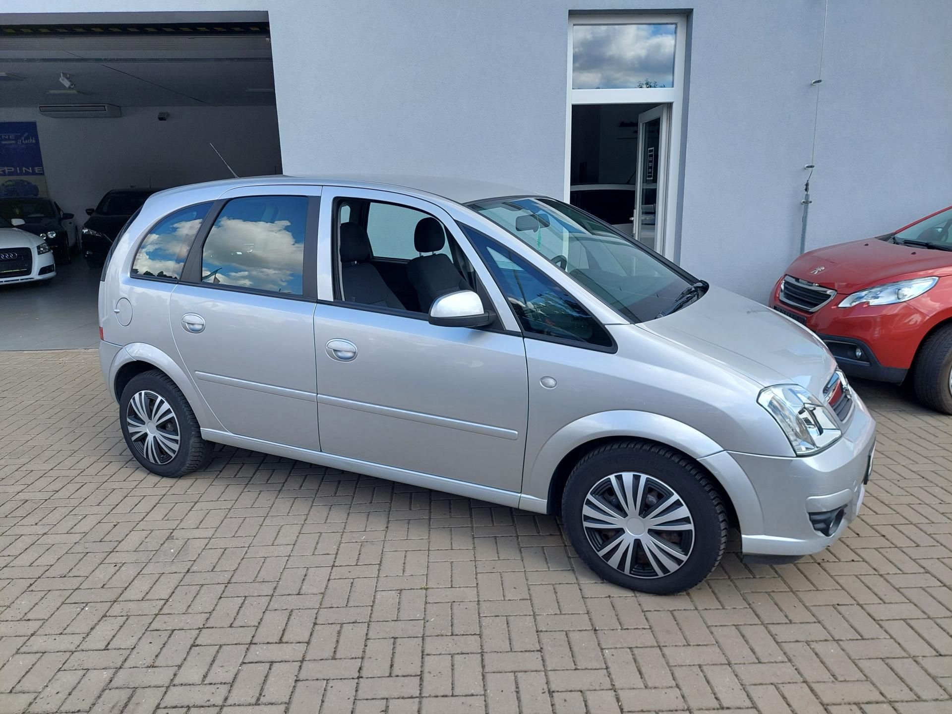 Opel Meriva, 1.6i-16v automat - fotka 4