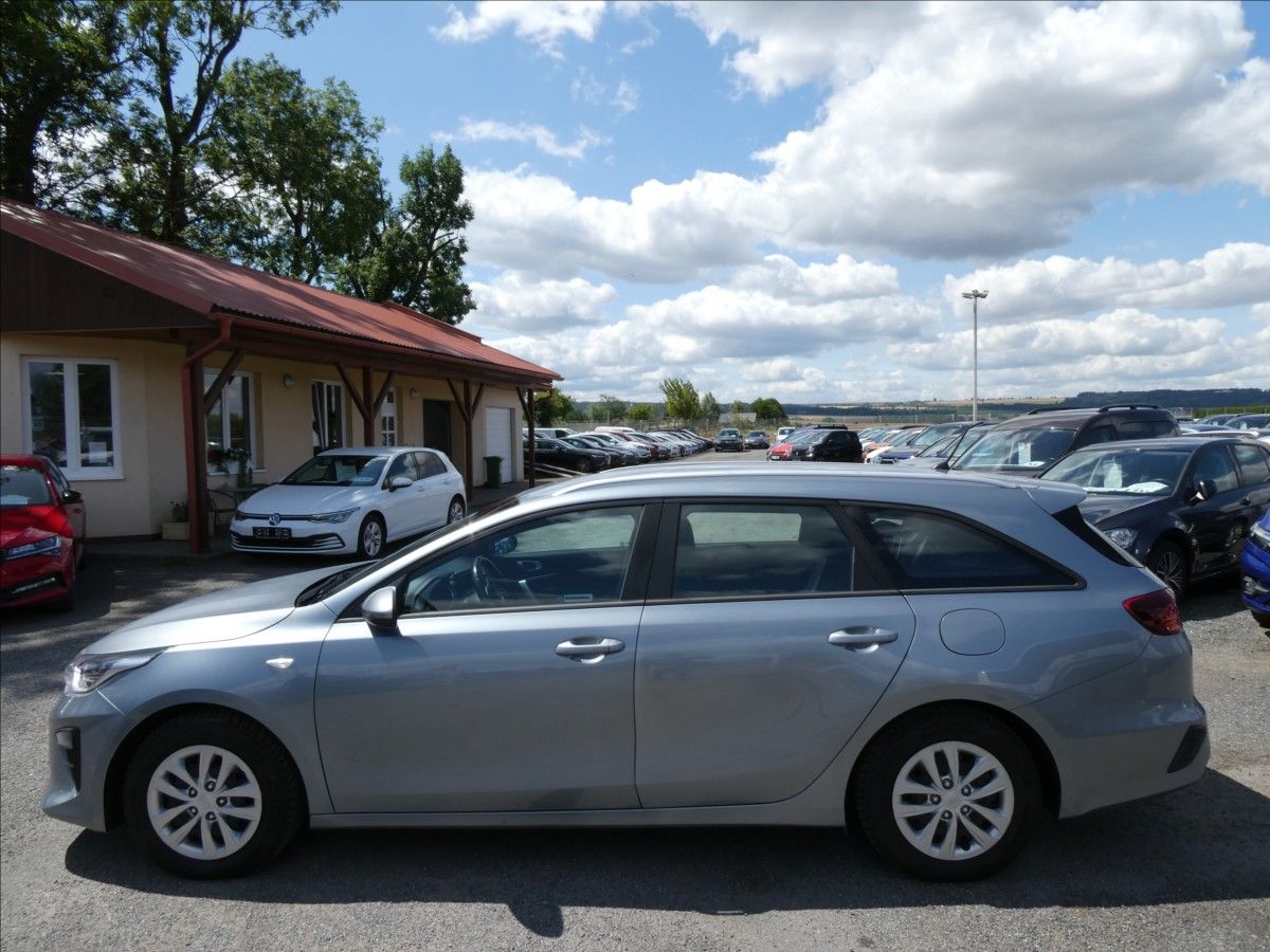 Kia Cee´d, 1,0 T-GDI Exclusive SW,2x pneu - fotka 6