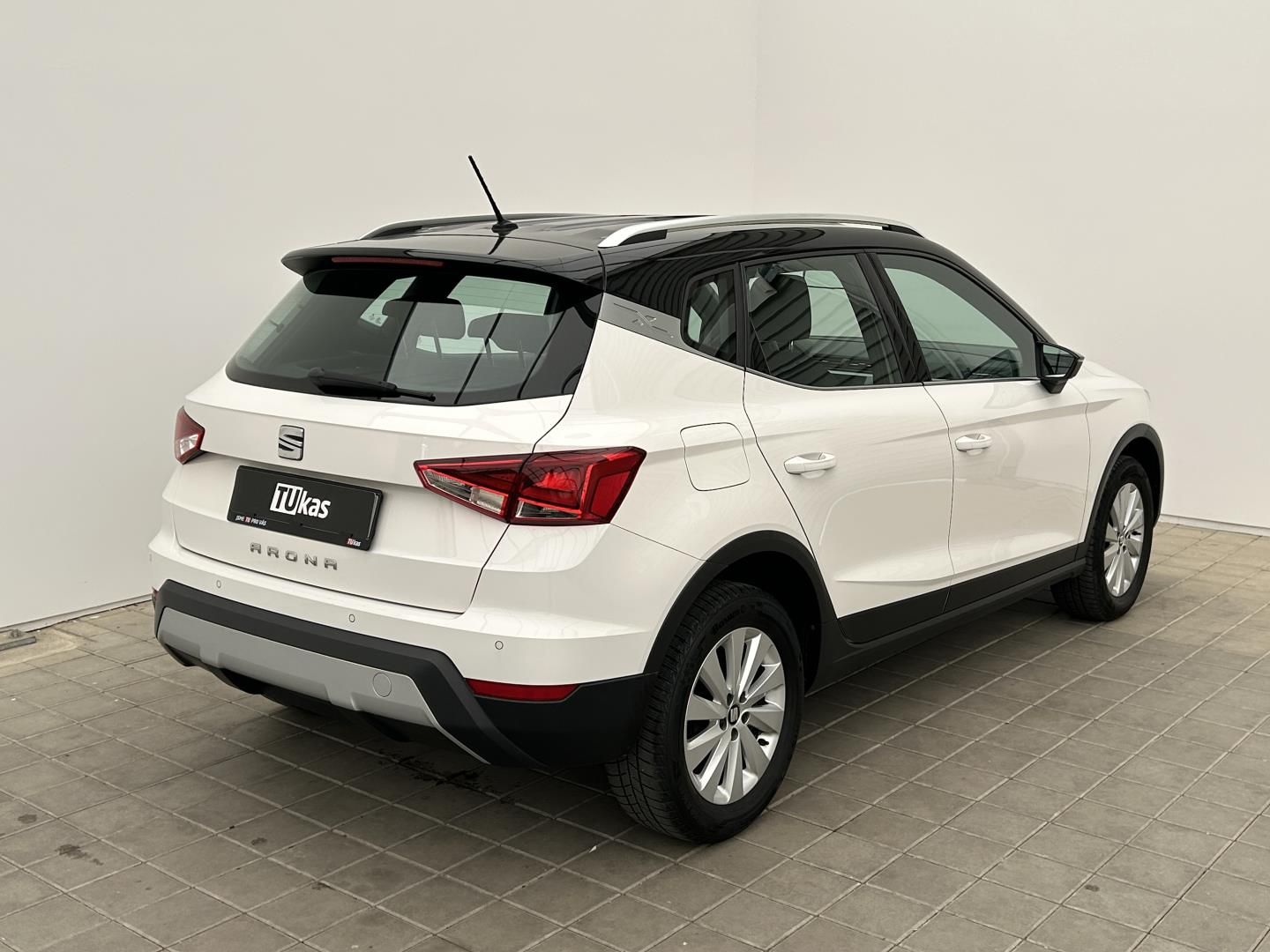 Seat Arona, 1.0TGI 70kW Xcellence - fotka 5