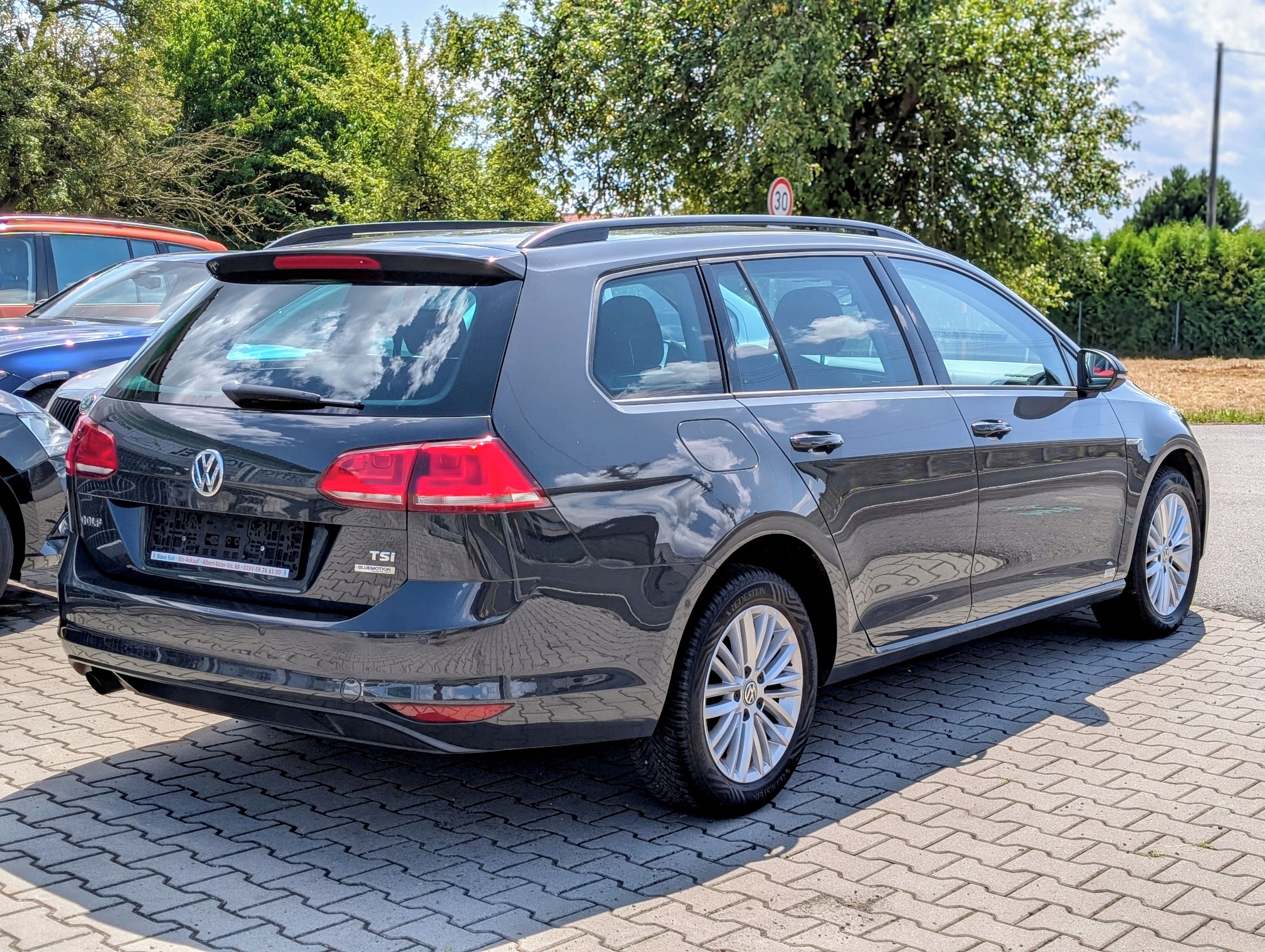 Volkswagen Golf, VII VARIANT 1.2TSi 77kW 2014 - fotka 4