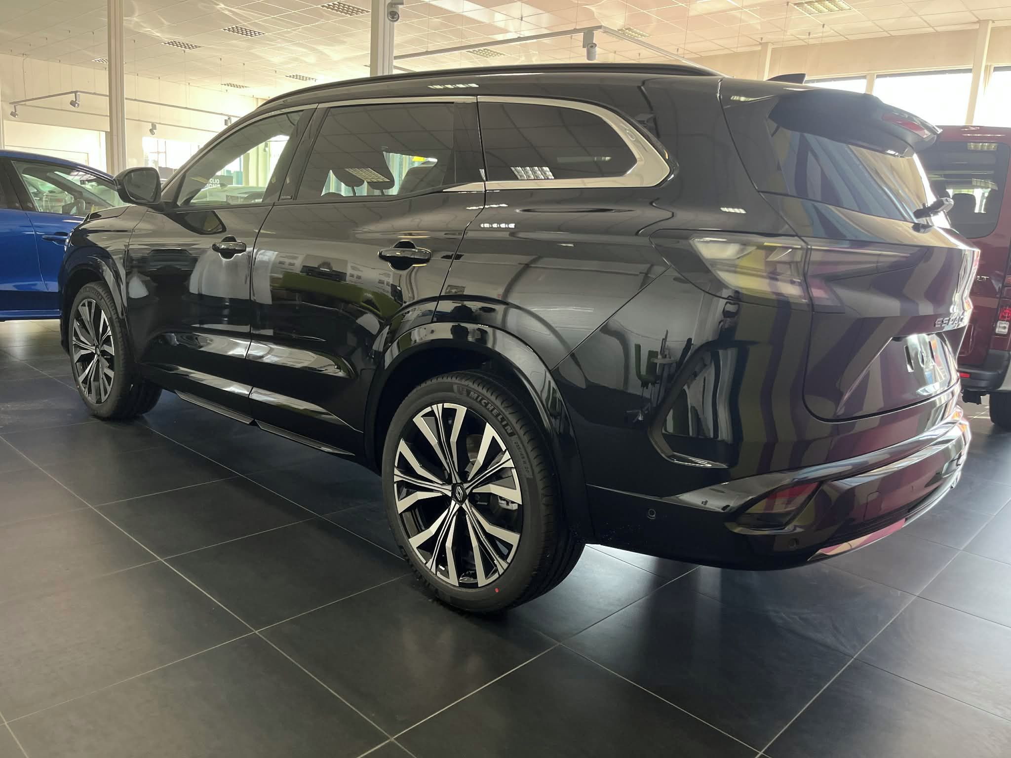 Renault Espace, iconic full hybrid E-Tech  200 - fotka 5