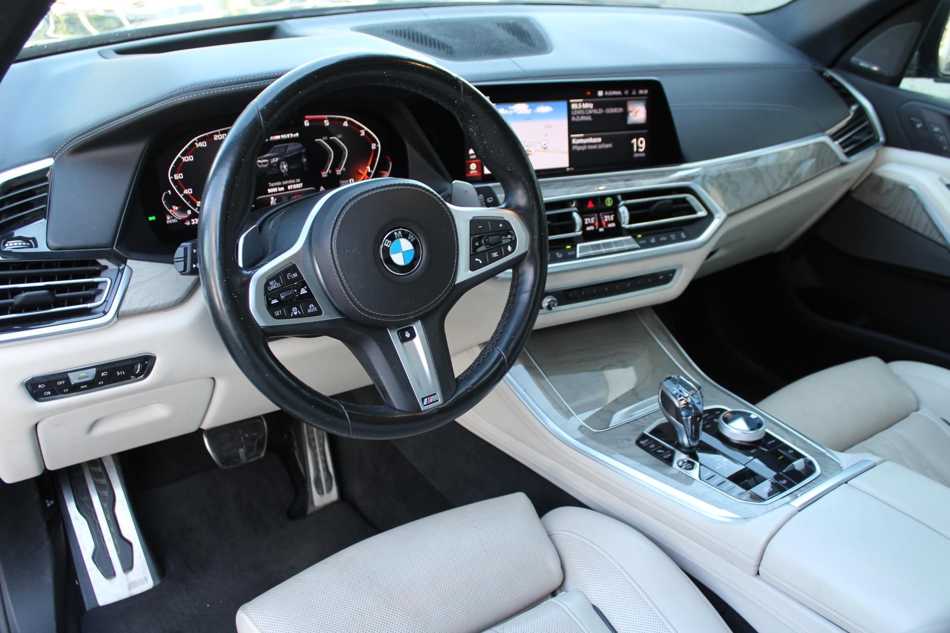 BMW X5, M50d - fotka 4