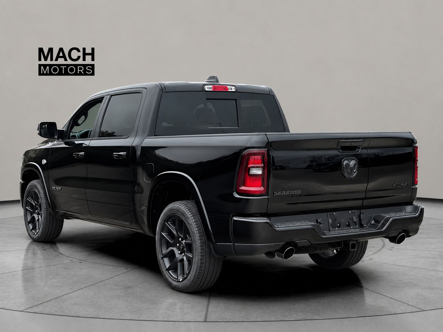 RAM 1500, Laramie Premium 2026 V8 - fotka 2