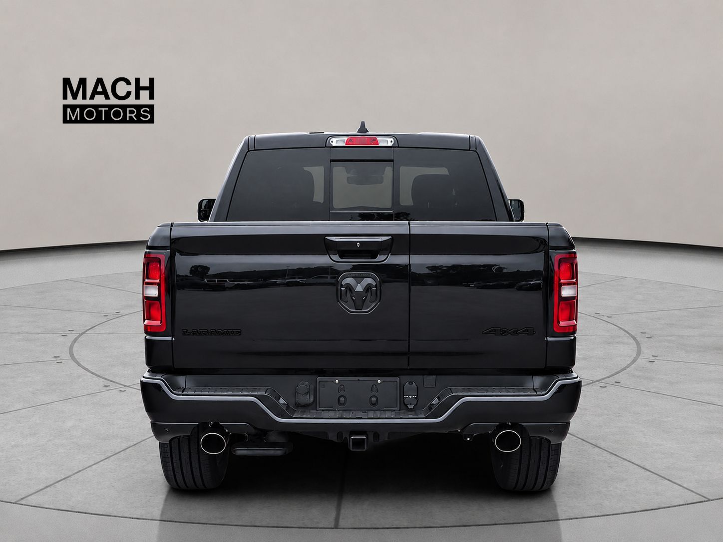 RAM 1500, Laramie Premium 2026 V8 - fotka 3