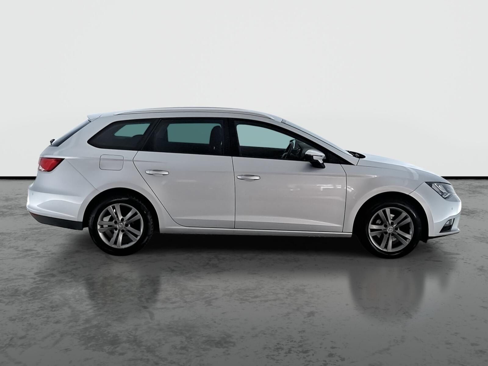 Seat Leon, 1.6 TDI, Comfort, Automat - fotka 6