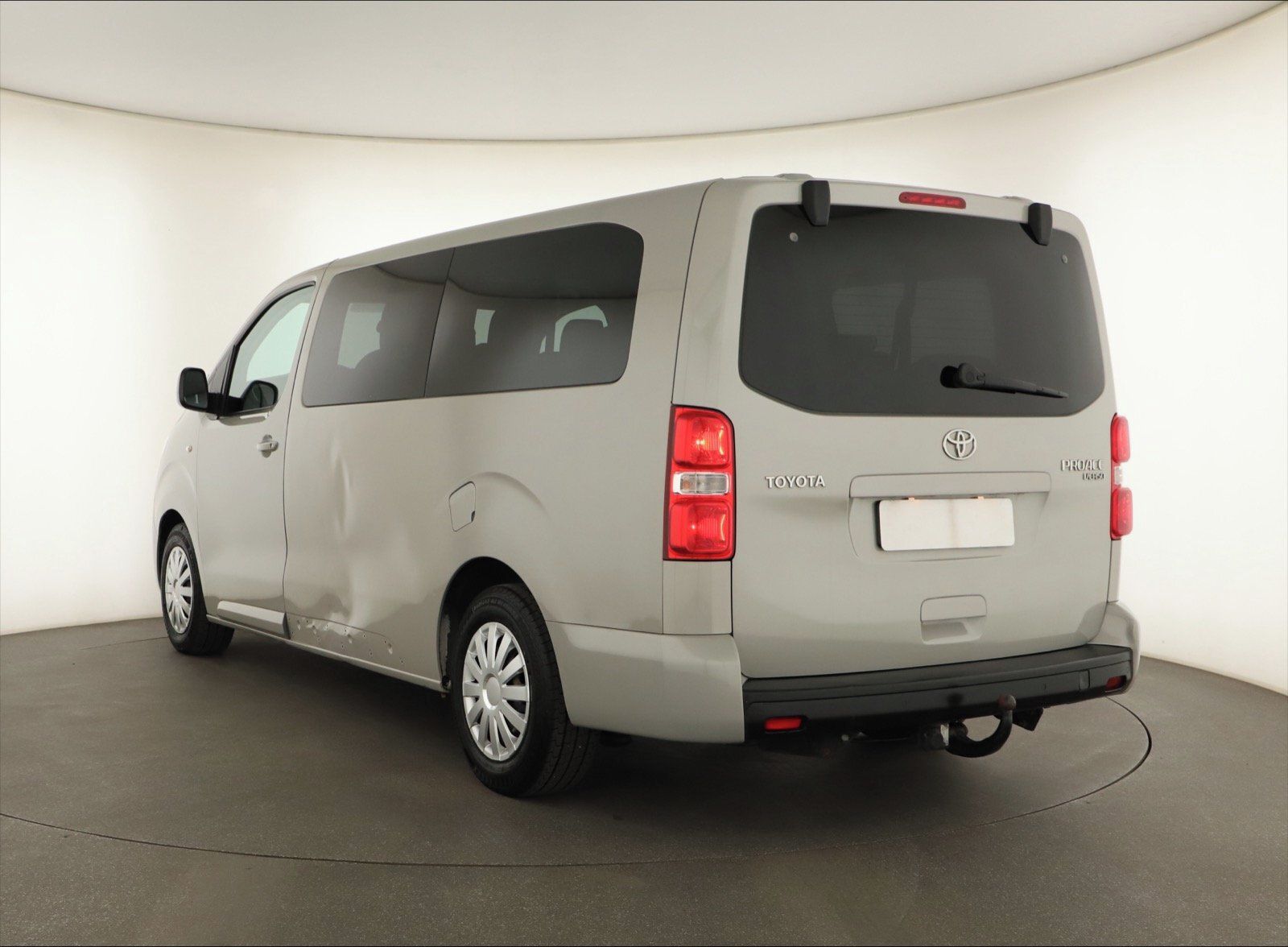 Toyota Proace Verso, 2.0 D-4D, 9 míst, L2 - fotka 4