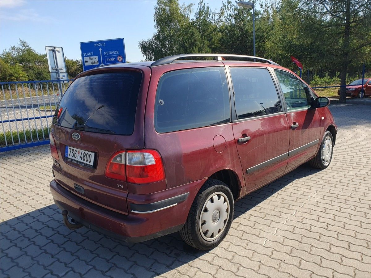 Ford Galaxy, 1,9 trend - fotka 3