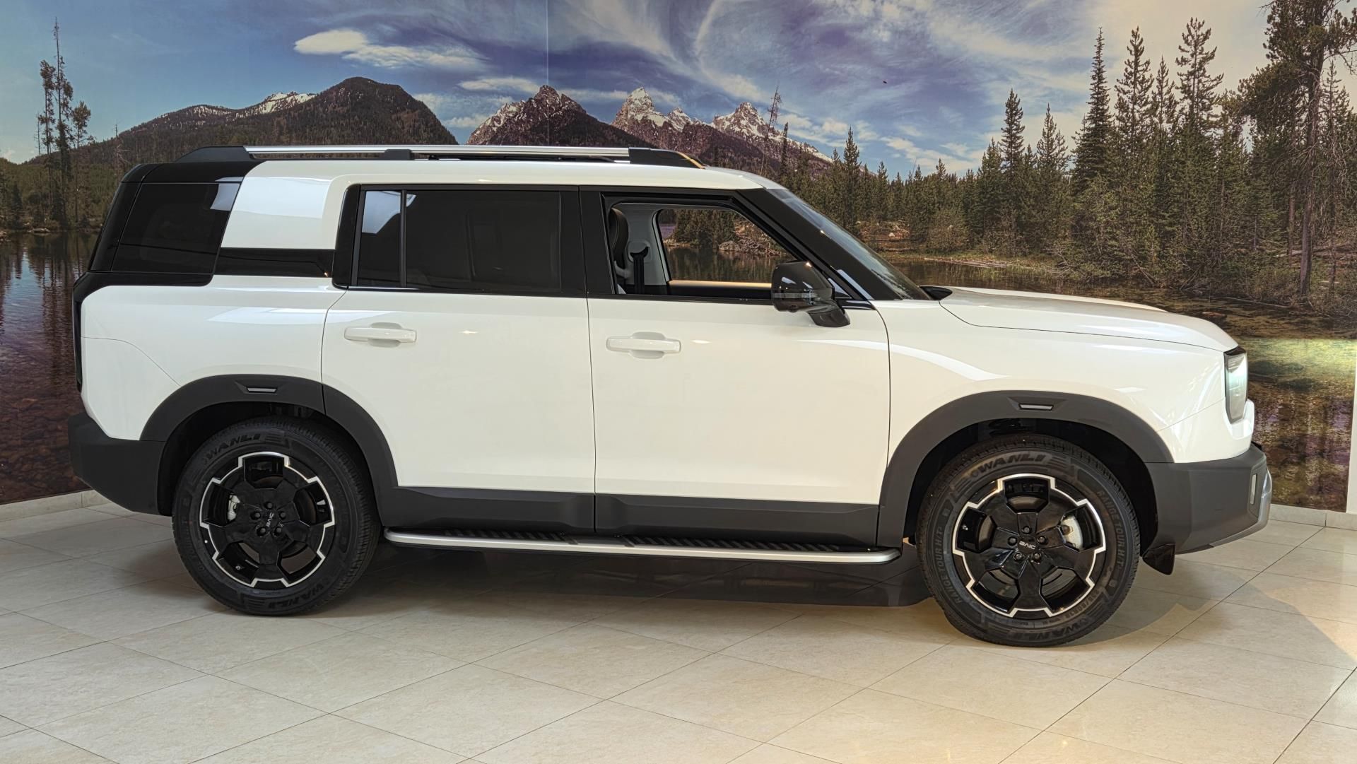 BAIC BJ30, BJ30 HEV 1.5T 209kW 2DHT 4x4 A - fotka 4