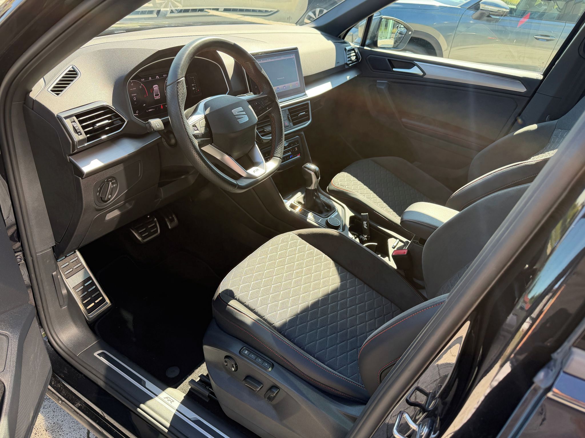 Seat Tarraco, FR 2,0TDI 147kW DSG 4WD - fotka 5