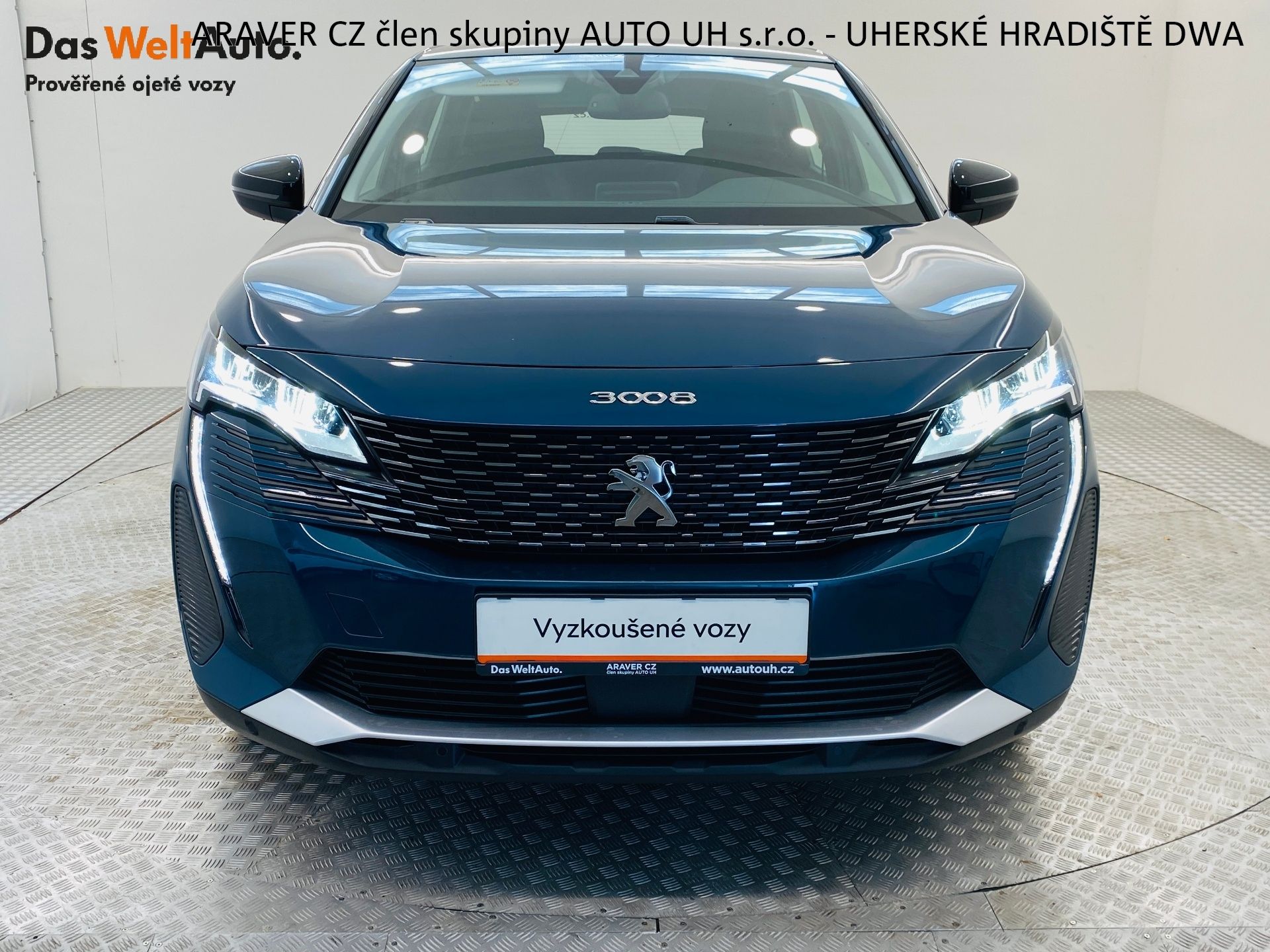 Peugeot 3008, 1.2 PureTech 96 kW - fotka 4