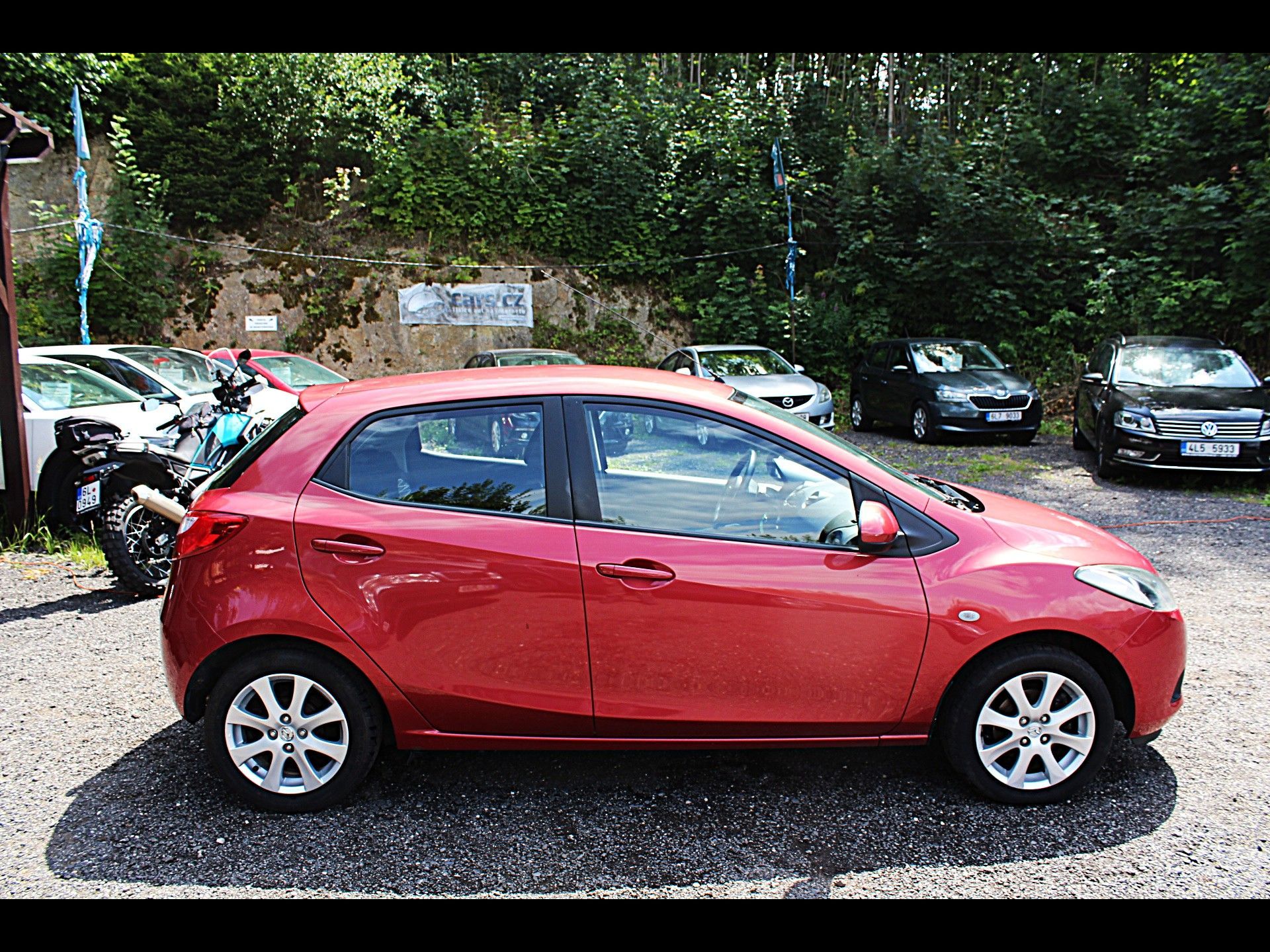 Mazda 2, 1.3i 63 kW klima - fotka 4