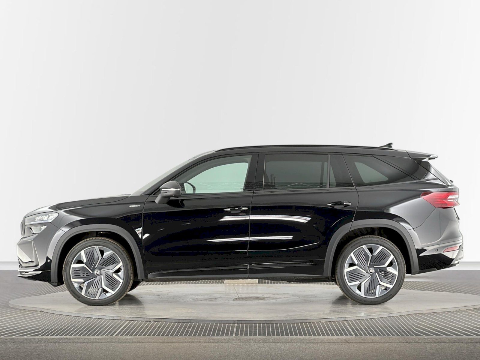 Škoda Kodiaq, DSG 2.0TDI 142kW 4x4 SportLine - fotka 3