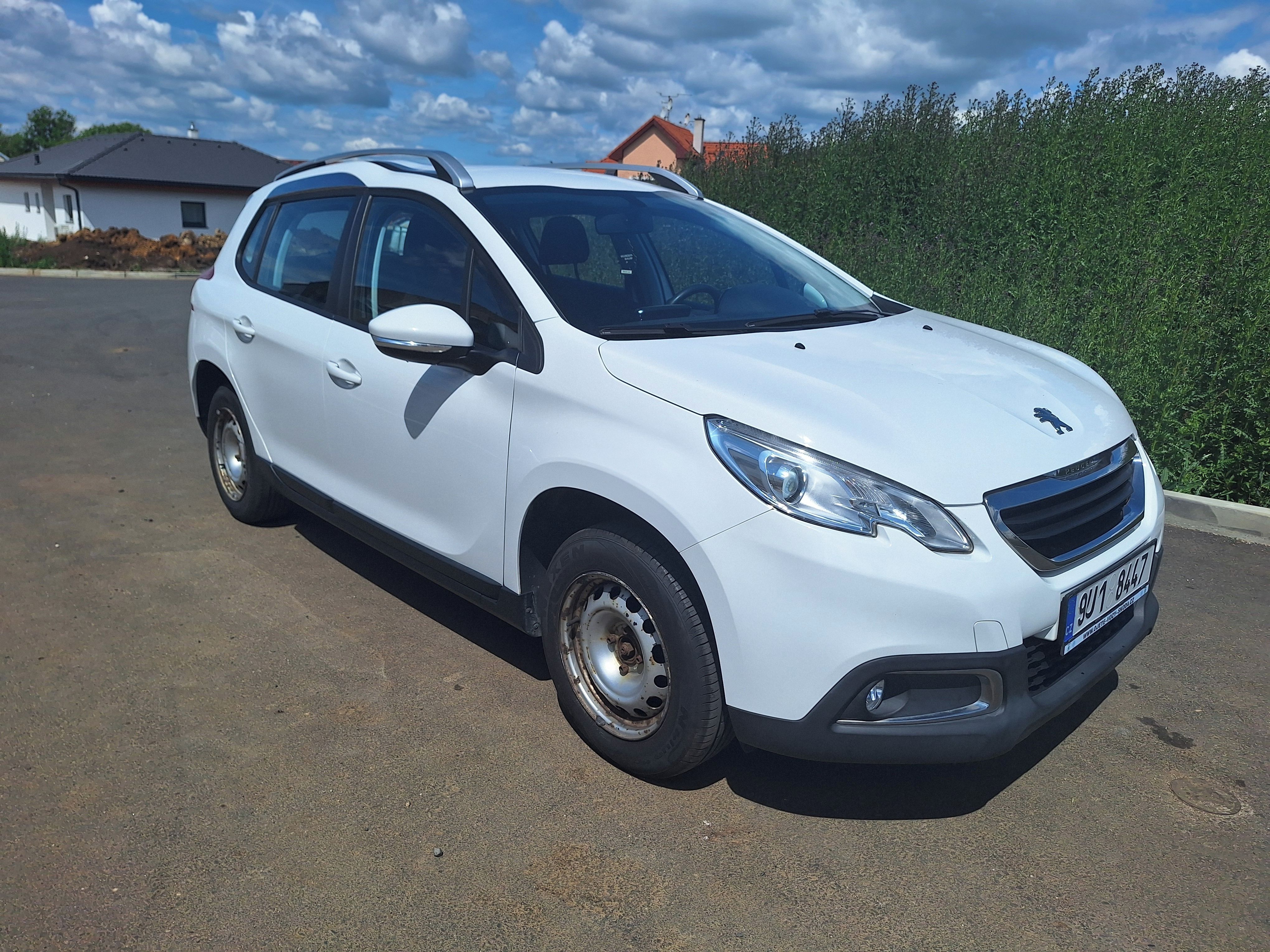 Peugeot 2008, Peugeot 2008 1,2 Puretech - fotka 3