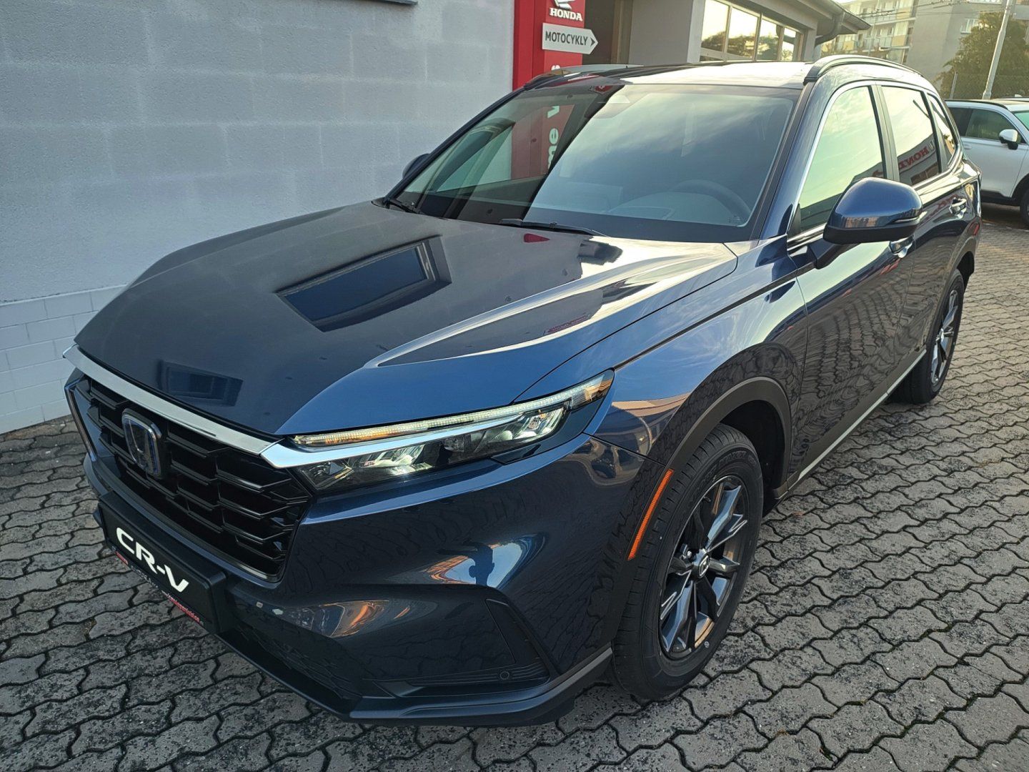 Honda CR-V, 2.0 e:HEV ADVANCE 4WD SKLADEM - fotka 2