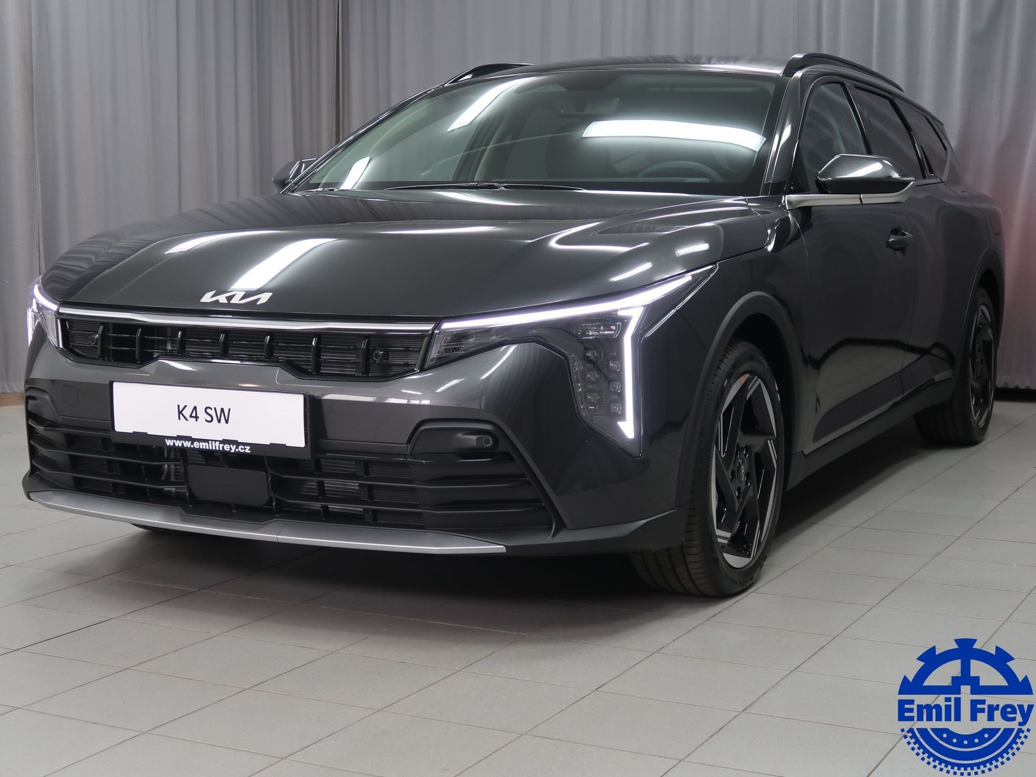 Kia K4, TOP - K odberu IHNED